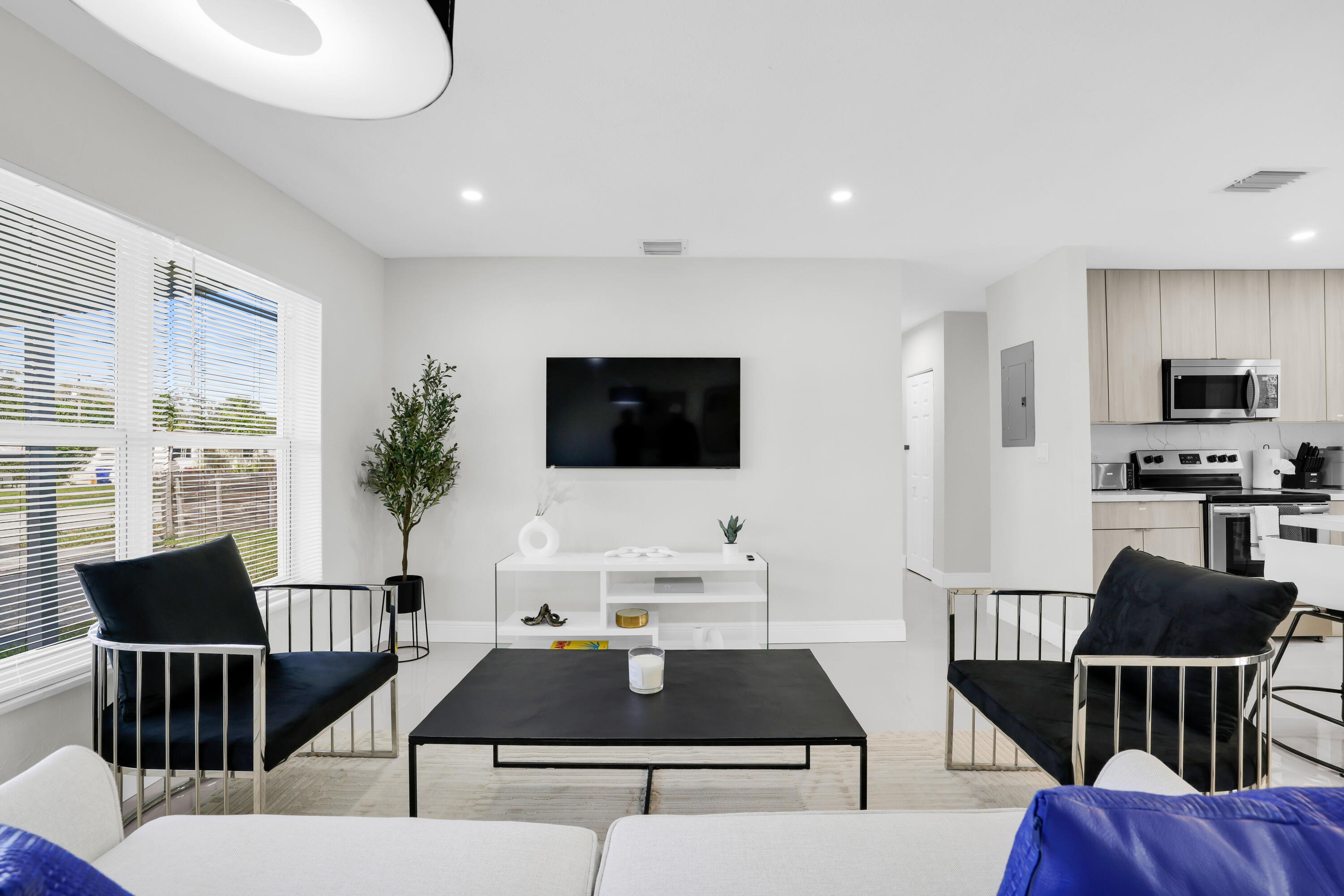 RIVERLAND VILLAGE SEC 1-REPLAT - Residential Lease