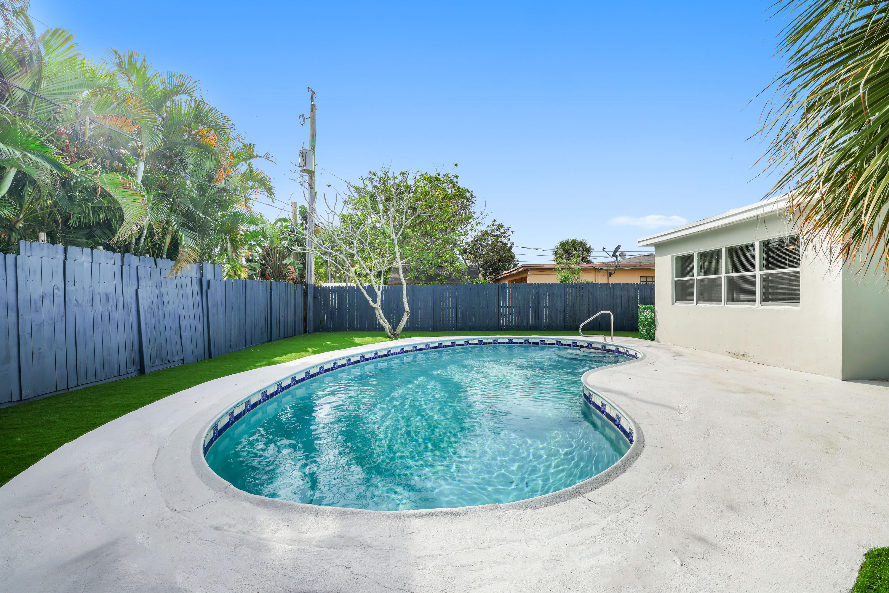 RIVERLAND VILLAGE SEC 1-REPLAT - Residential Lease