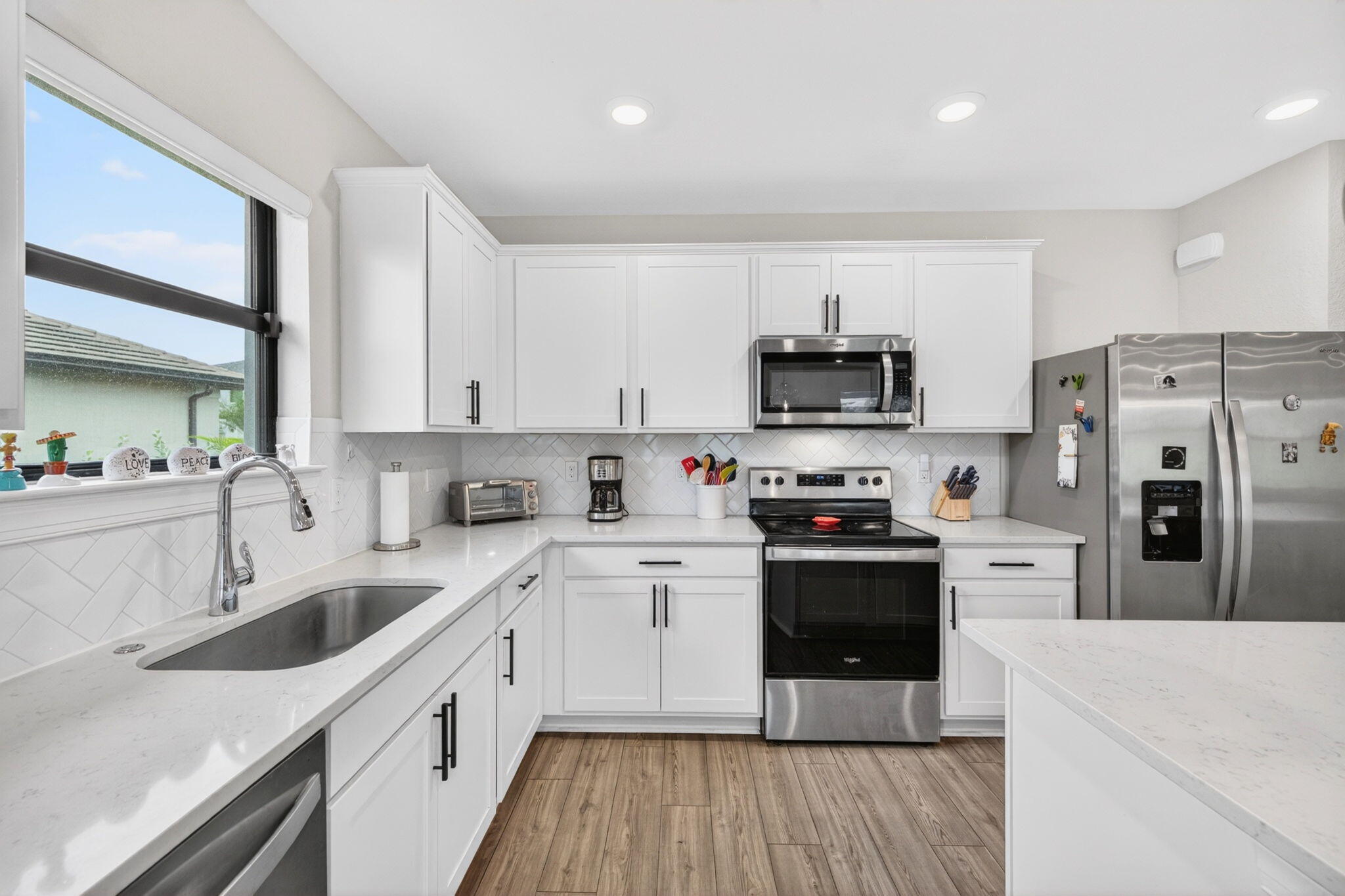 SOMERSET PLAZA - Residential