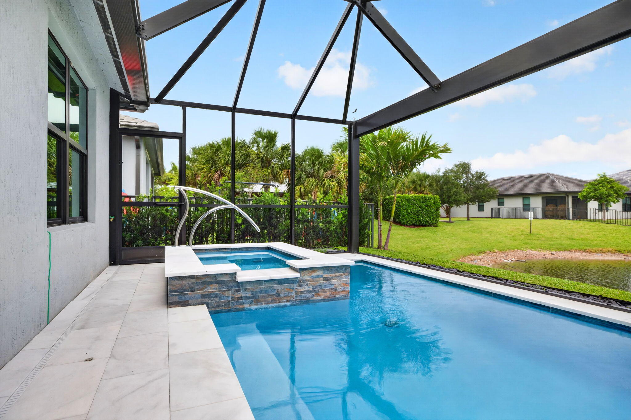 SOMERSET PLAZA - Residential