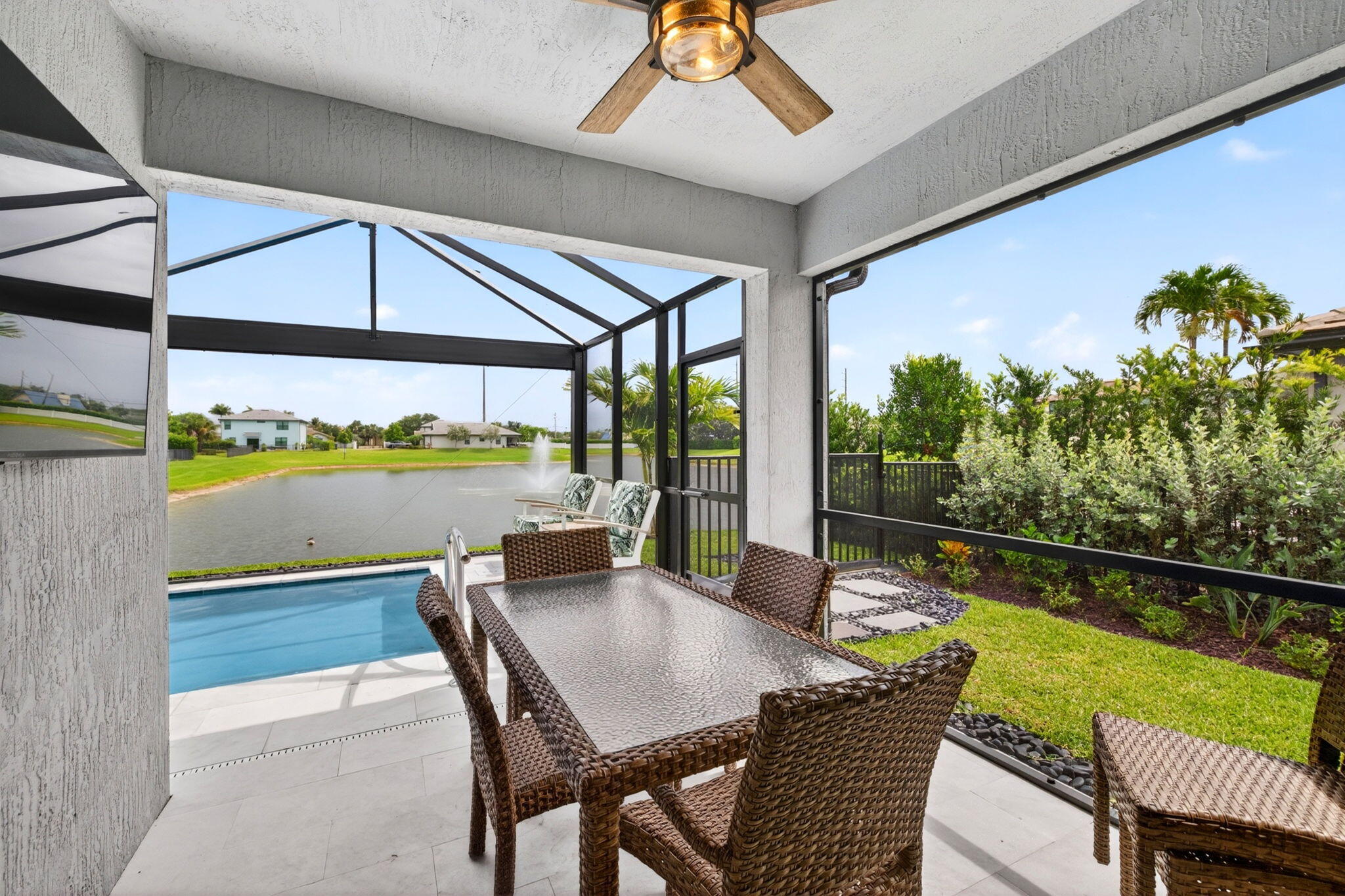 SOMERSET PLAZA - Residential