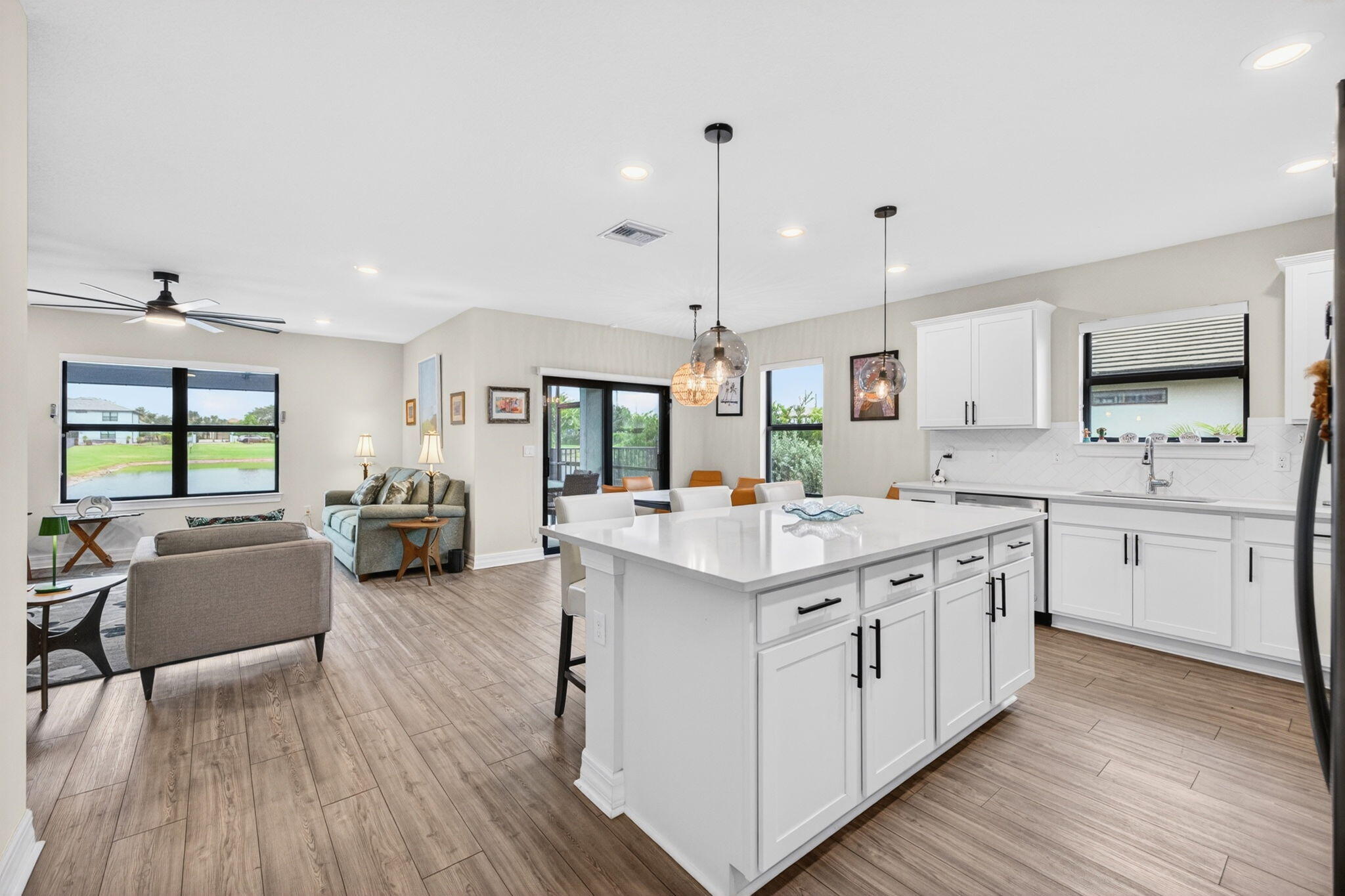 SOMERSET PLAZA - Residential