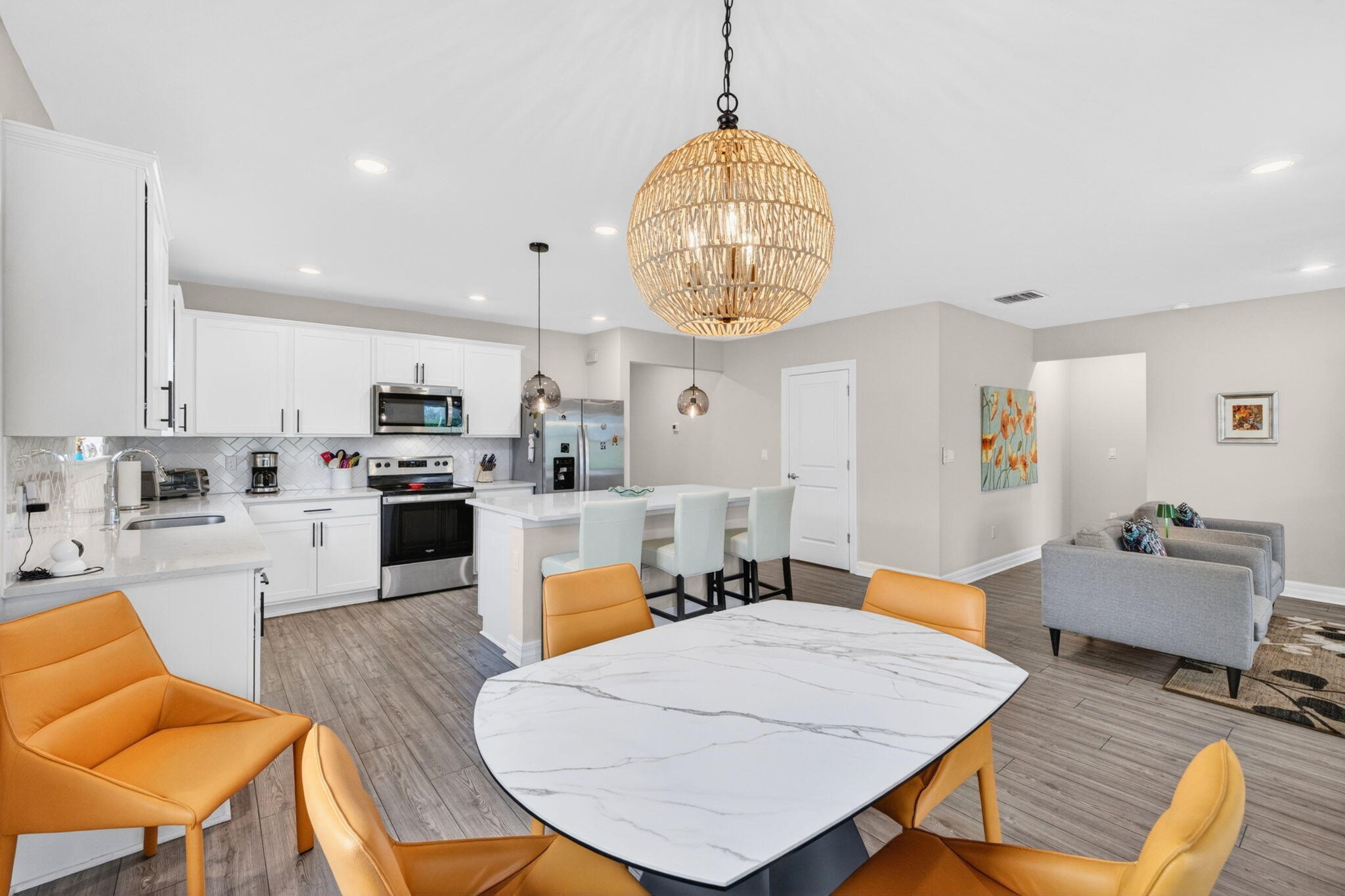 SOMERSET PLAZA - Residential