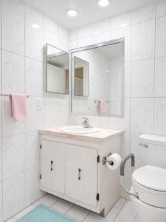 KINGS POINT FLANDERS CONDOS - Residential