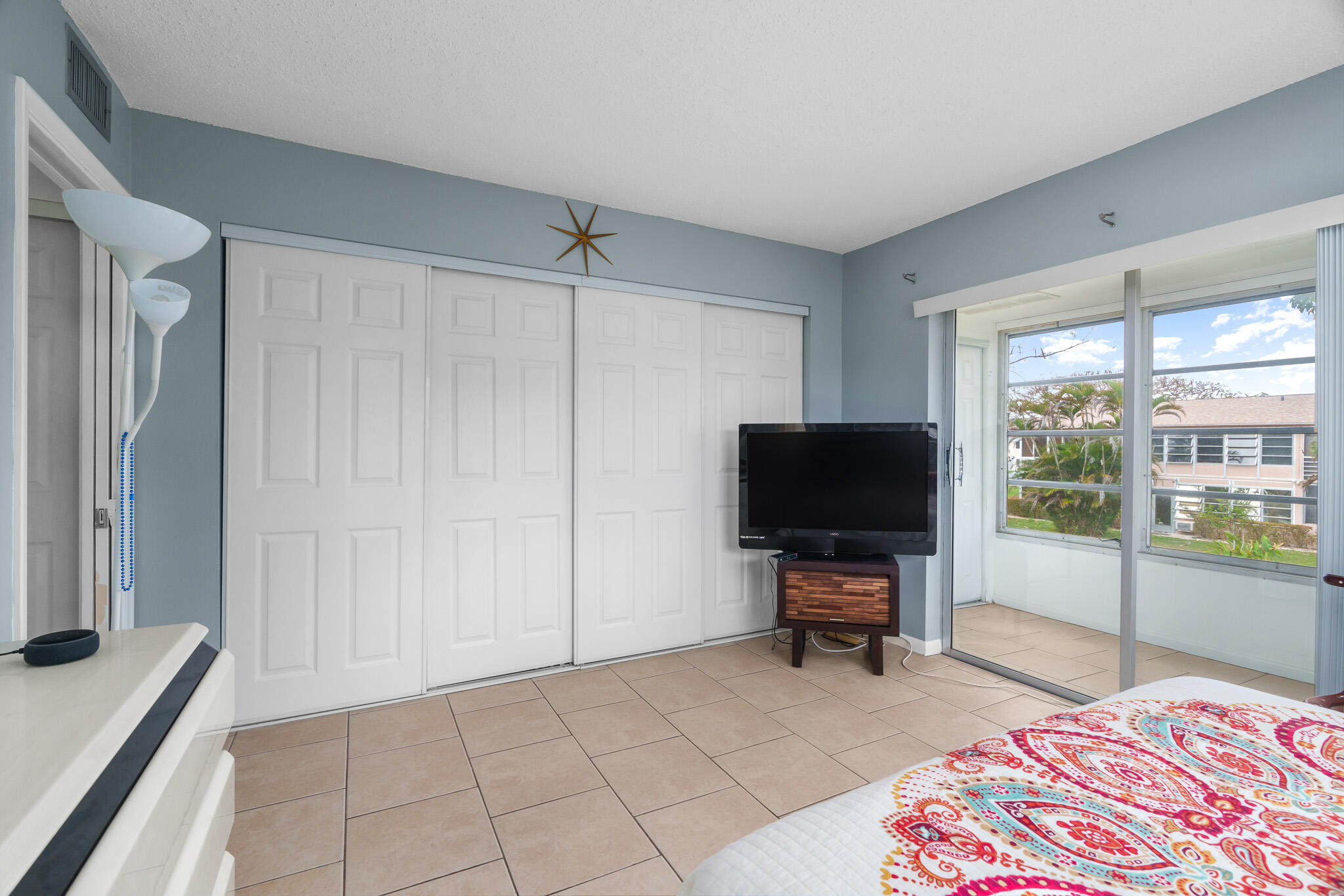 WINDSOR CONDOS - Residential Lease
