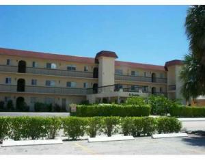 Excellent Value for this Condo conveniently located Very Low MonthlyHOA Walking distance to everything Don'tmiss out on this great deal. Being soldfully furnished Cannot Lease out for thefirst three (3) years