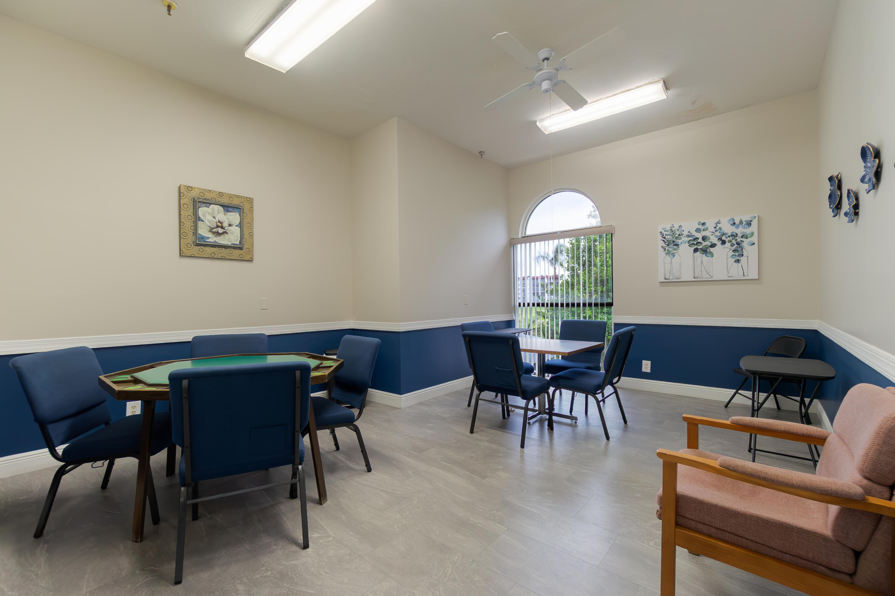 POINCIANA PLACE CONDO 1,2,8 AND 9 - Residential