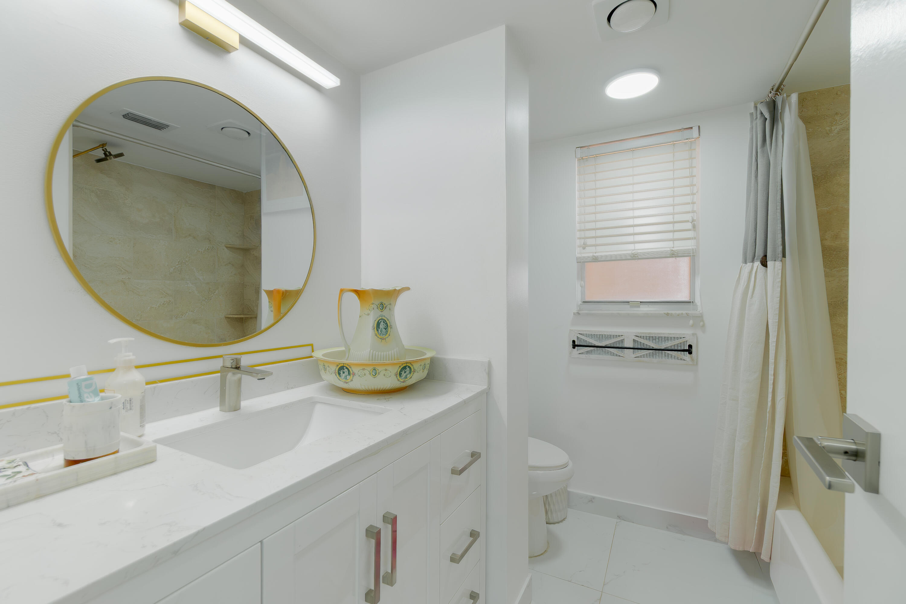 POINCIANA PLACE CONDO 1,2,8 AND 9 - Residential
