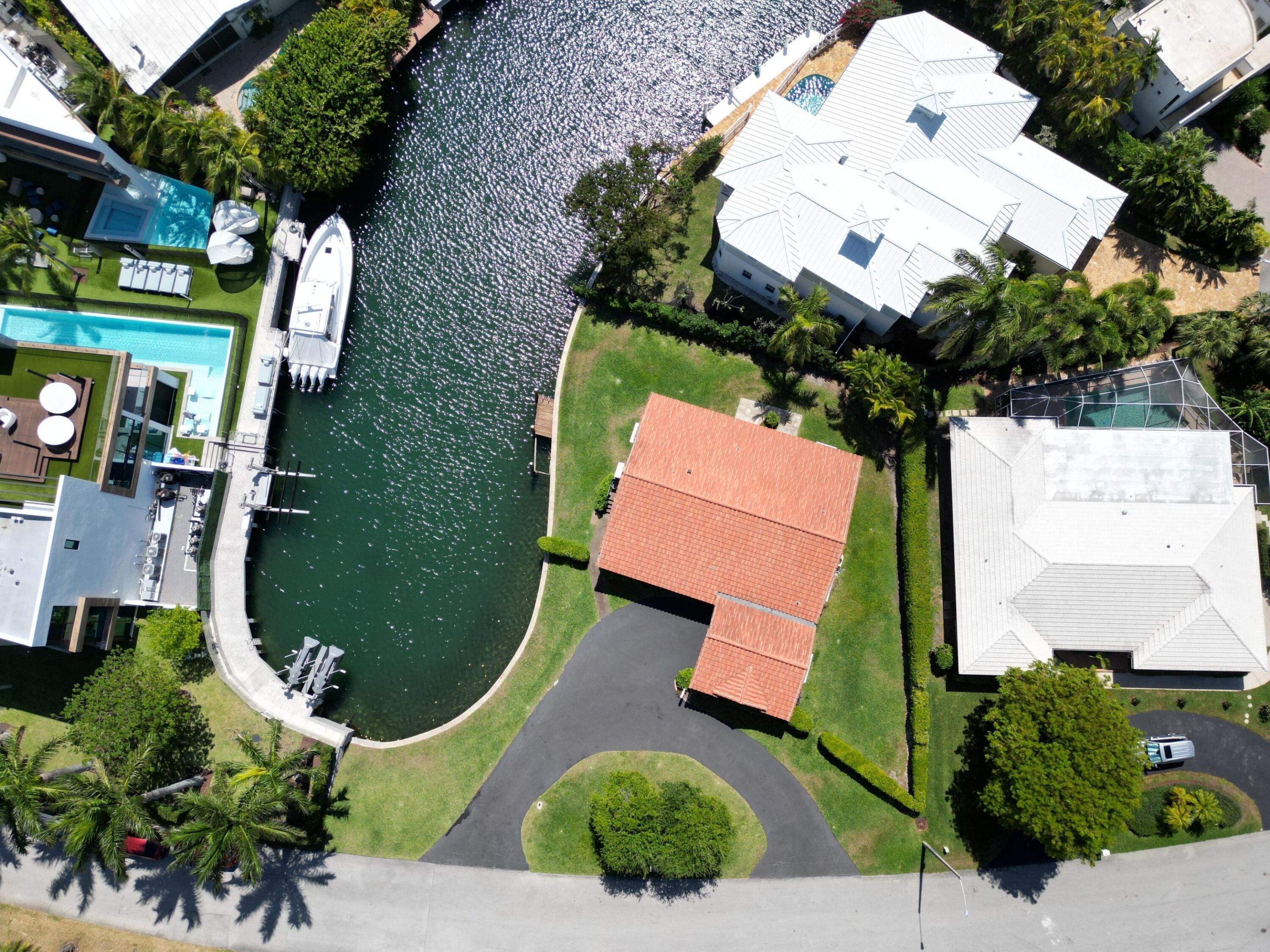 SUN AND SURF CLUB COMMUNITY - Residential