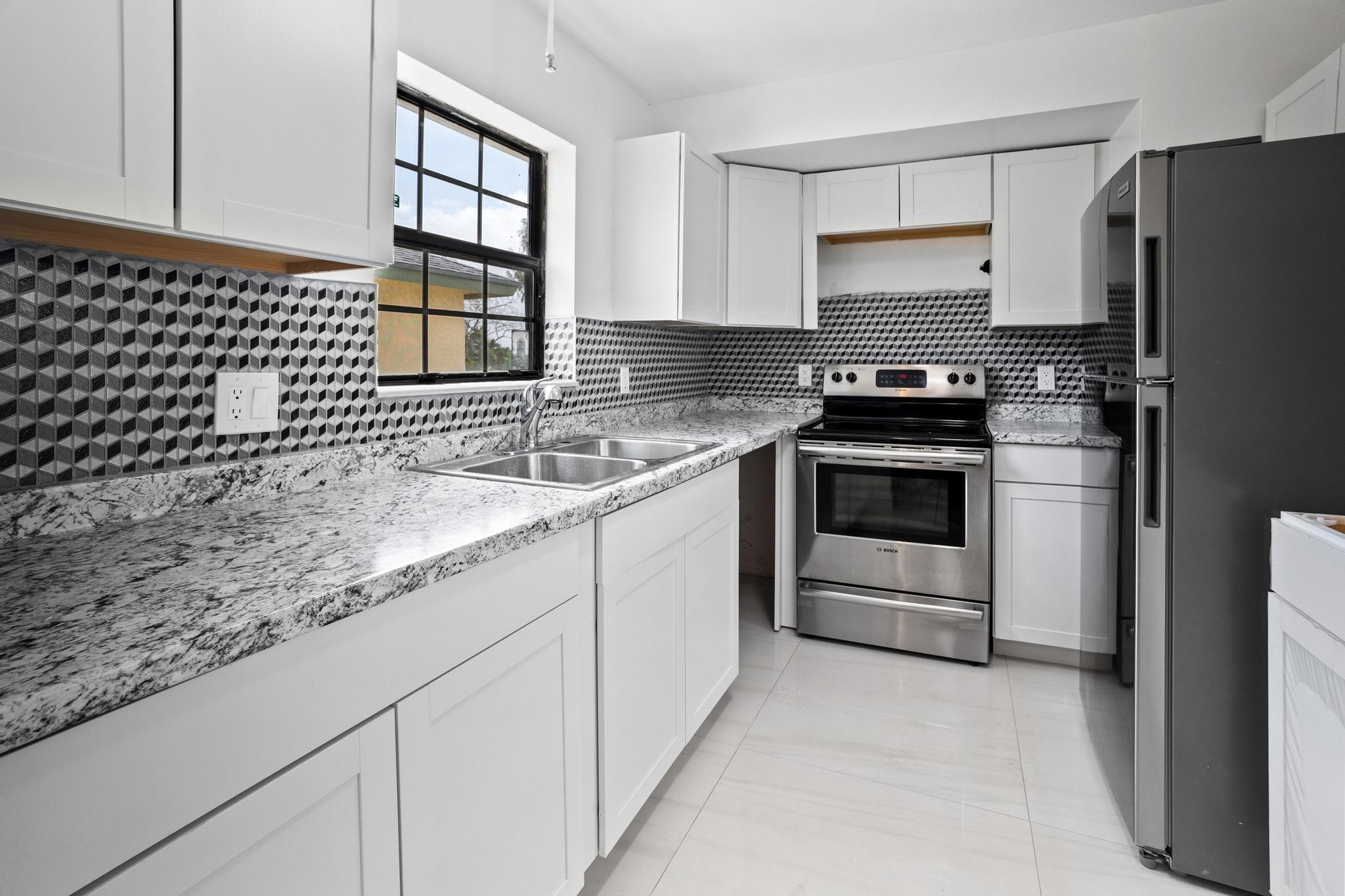 LINTON RIDGE CONDO - Residential