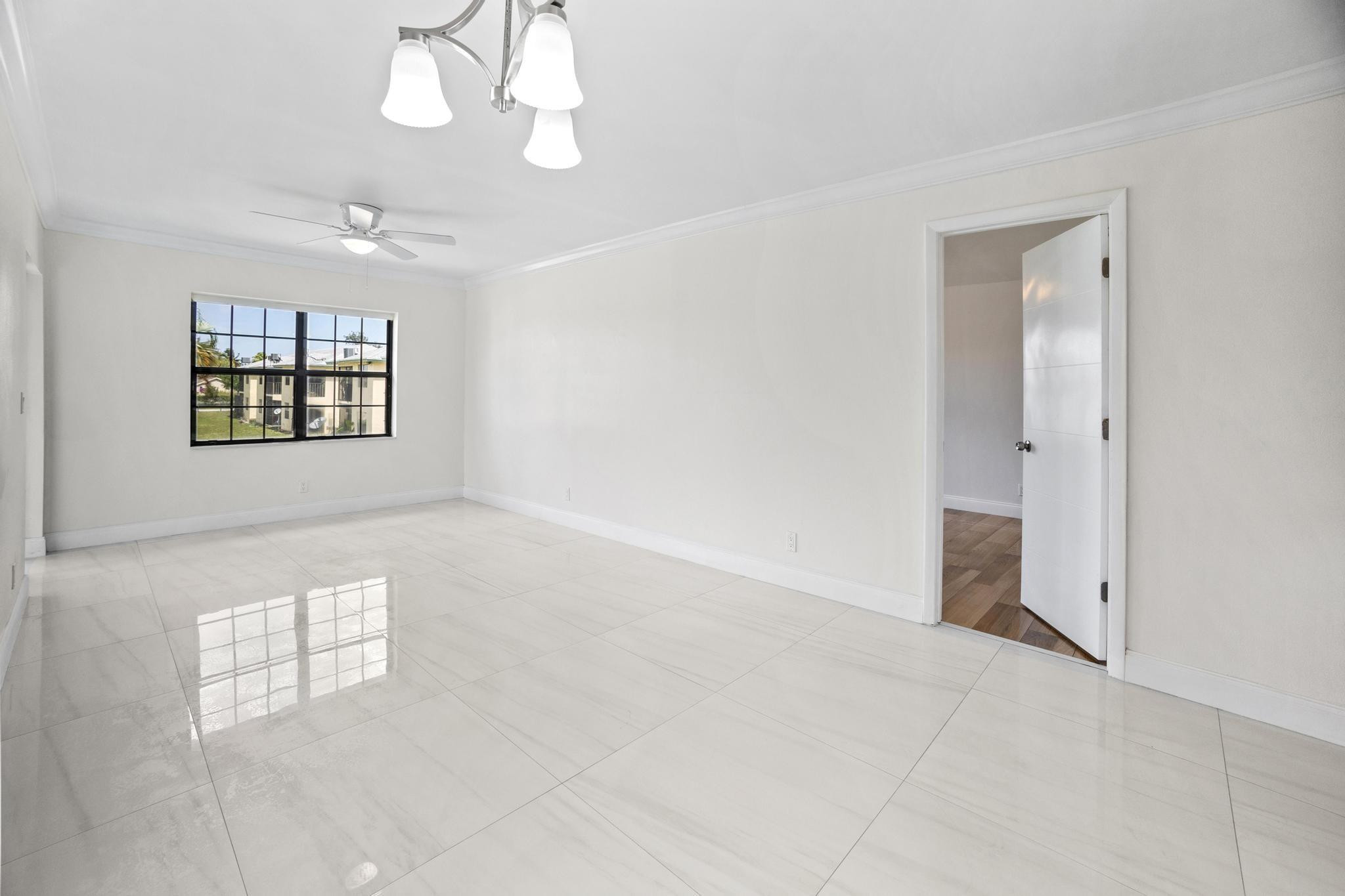 LINTON RIDGE CONDO - Residential