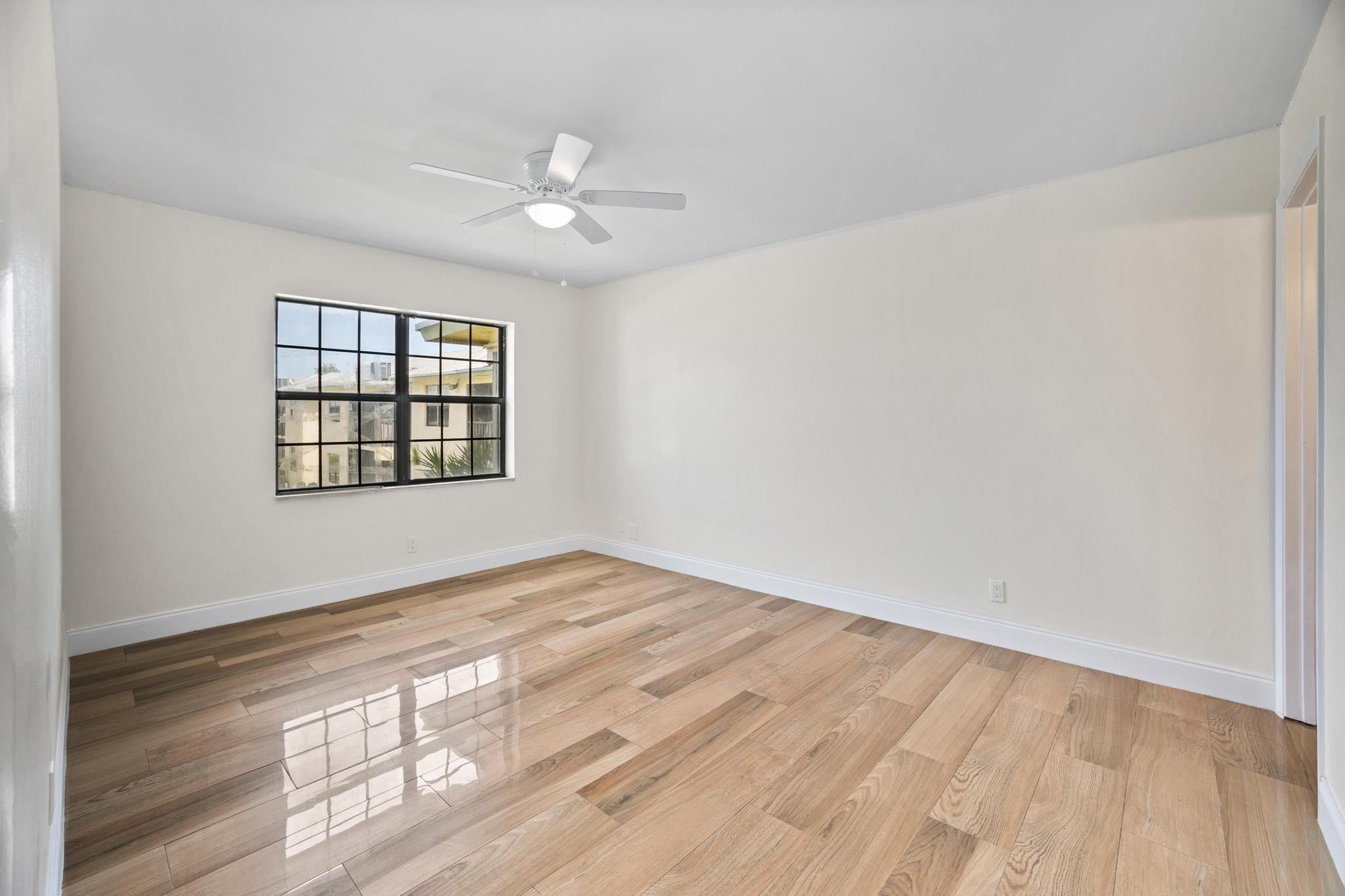 LINTON RIDGE CONDO - Residential