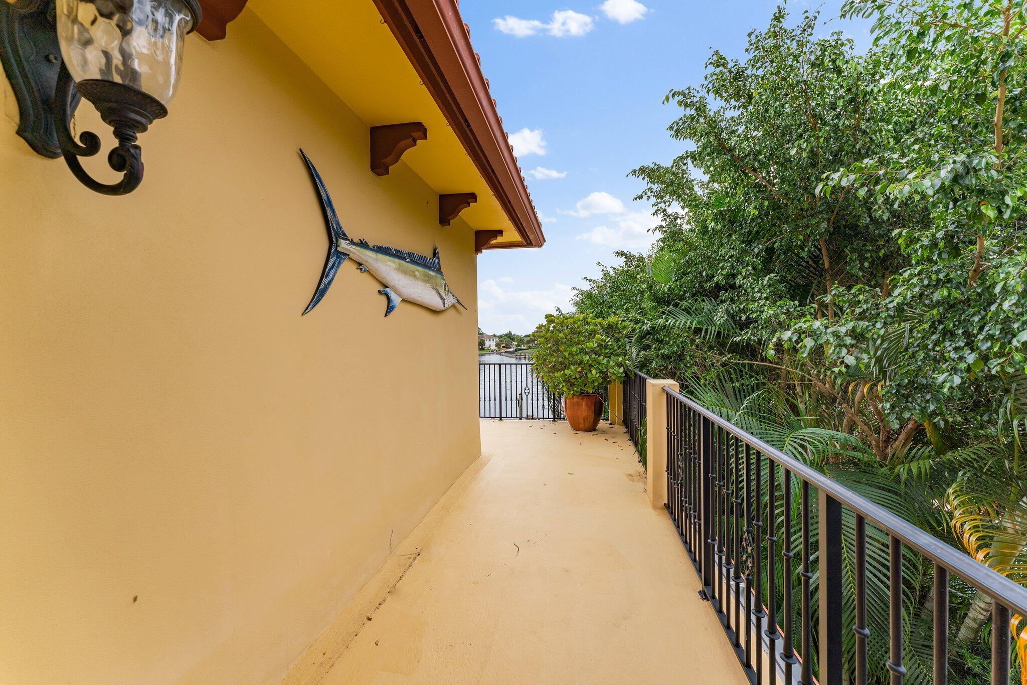 INTRACOASTAL PARK - Residential