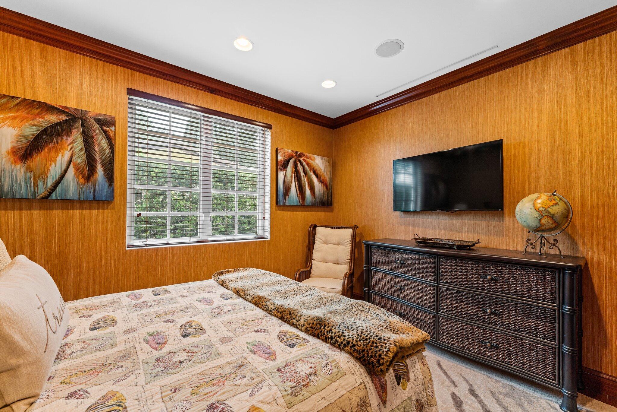 INTRACOASTAL PARK - Residential