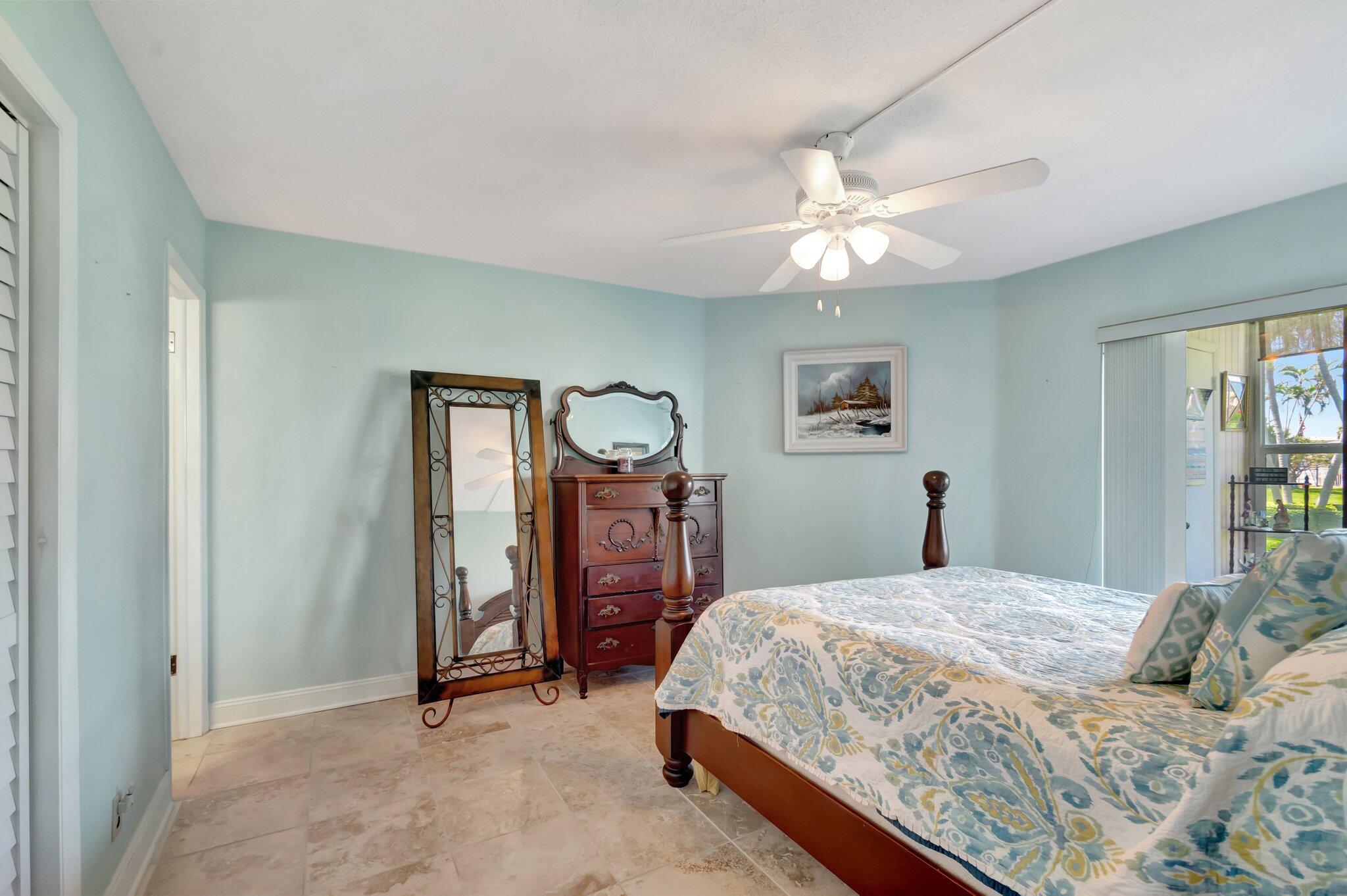 ST GEORGE HOUSE CONDO - Residential