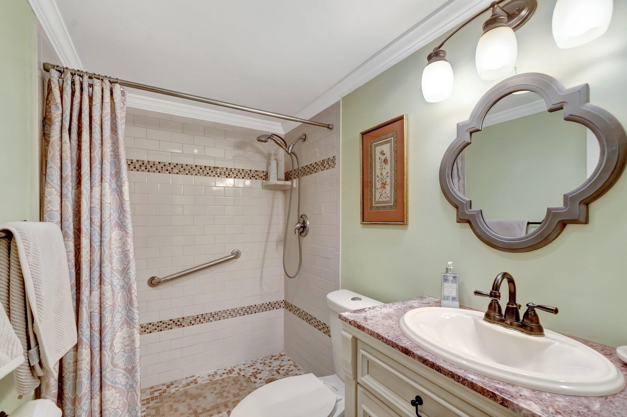 ST GEORGE HOUSE CONDO - Residential