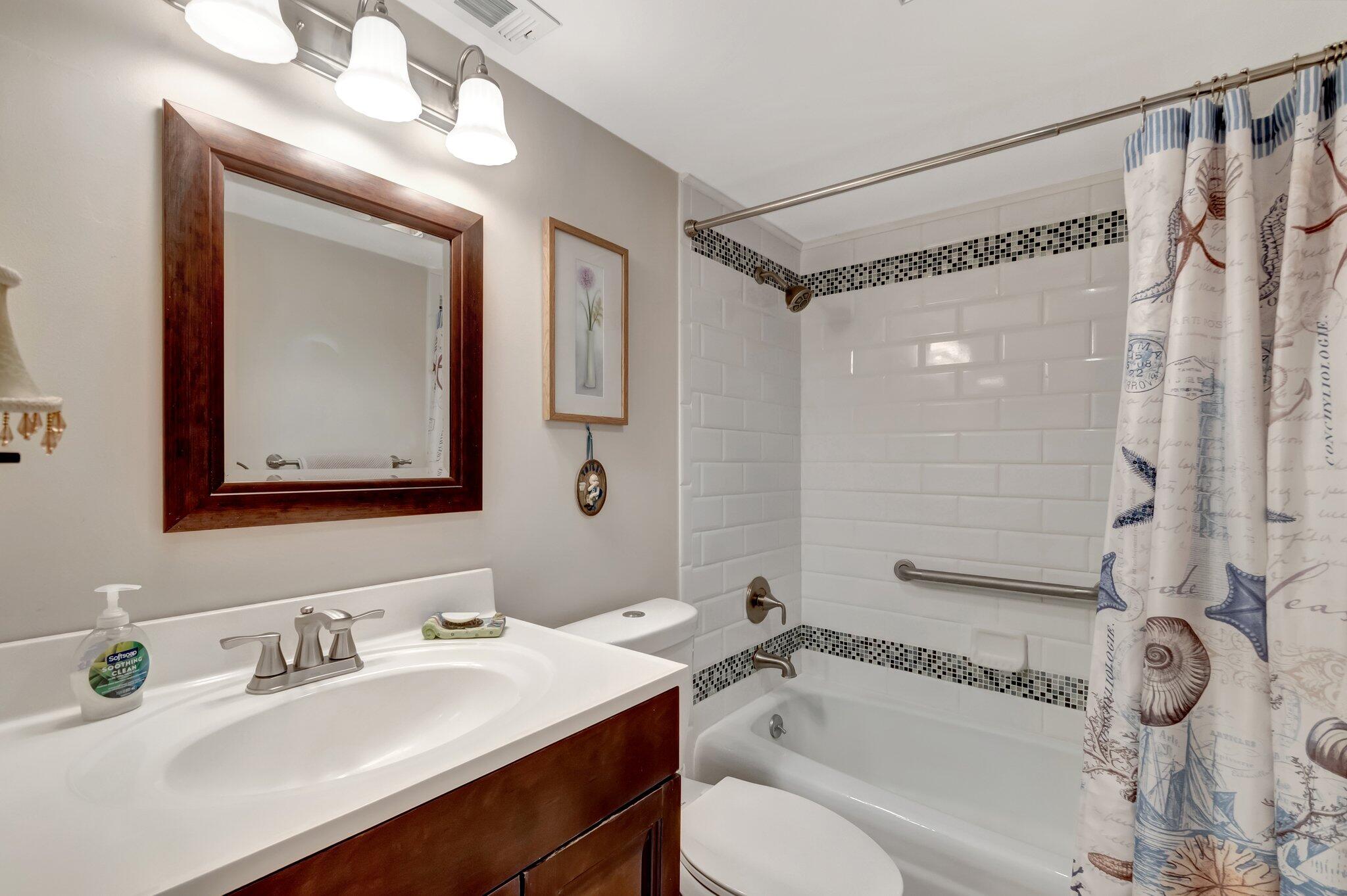 ST GEORGE HOUSE CONDO - Residential
