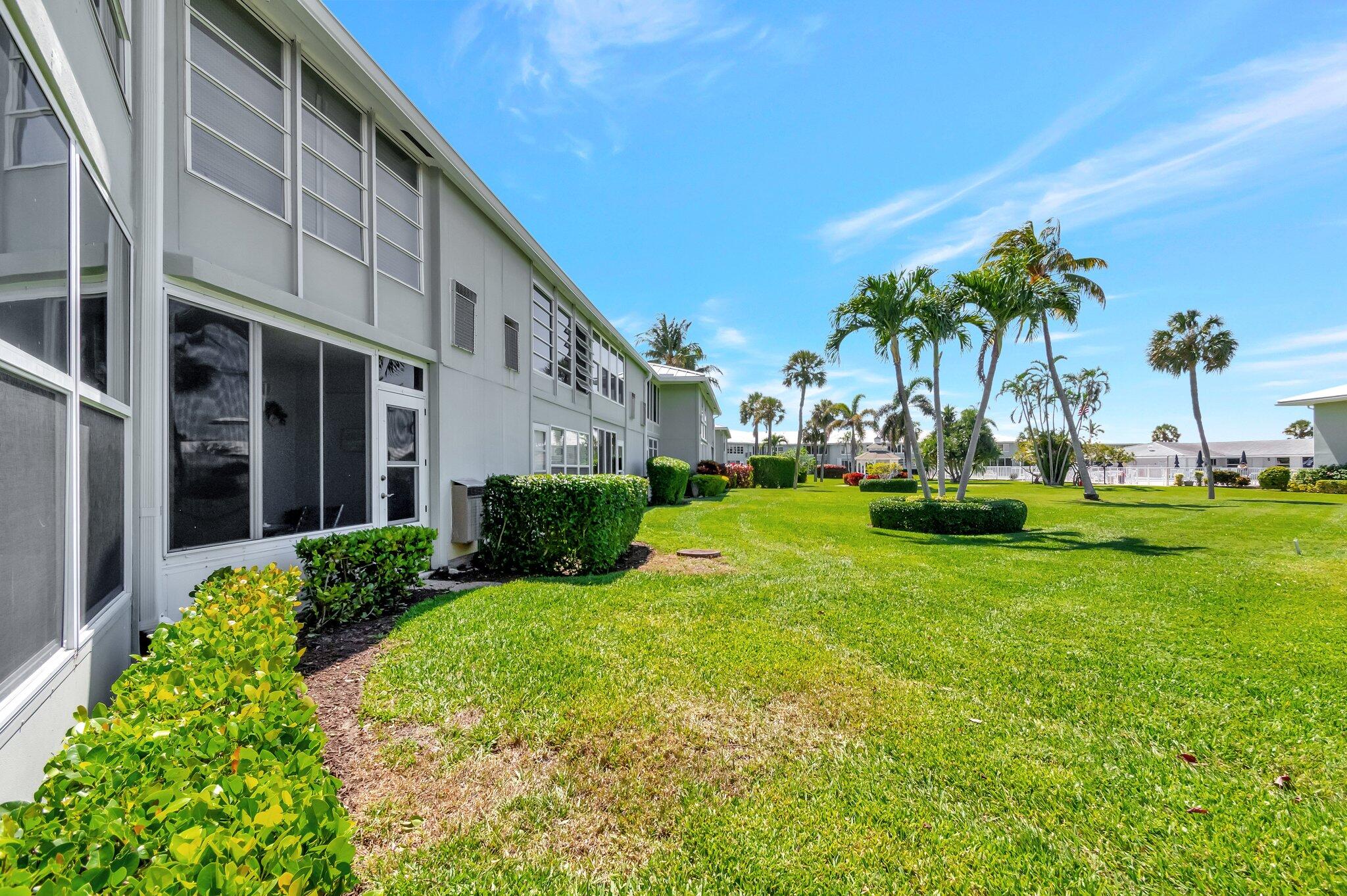 ST GEORGE HOUSE CONDO - Residential