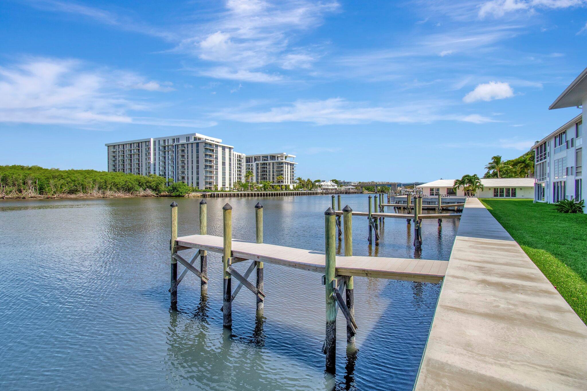 ST GEORGE HOUSE CONDO - Residential