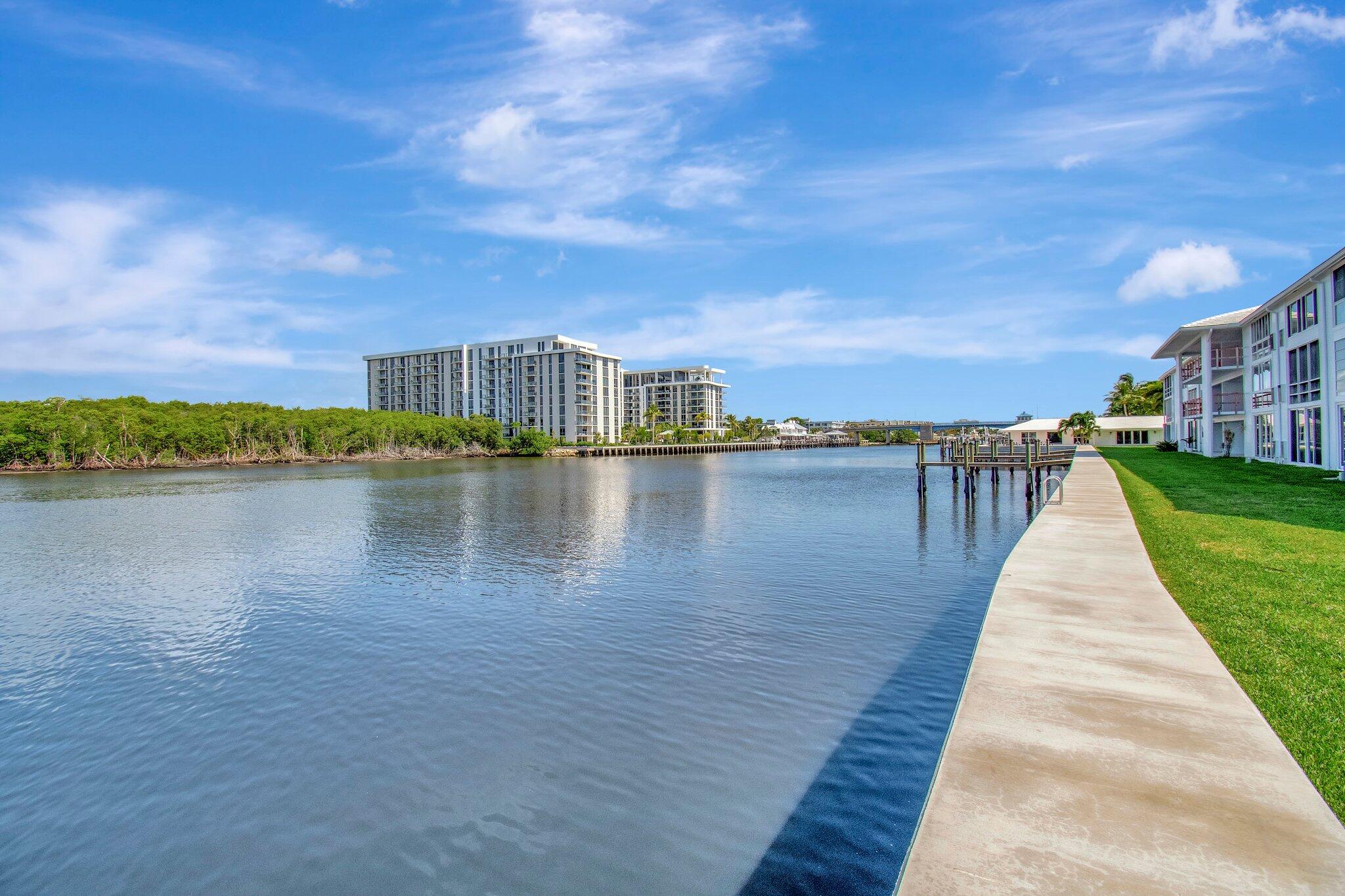 ST GEORGE HOUSE CONDO - Residential