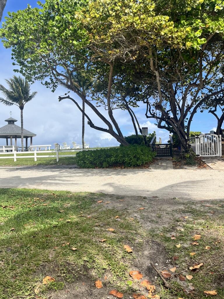 ST GEORGE HOUSE CONDO - Residential