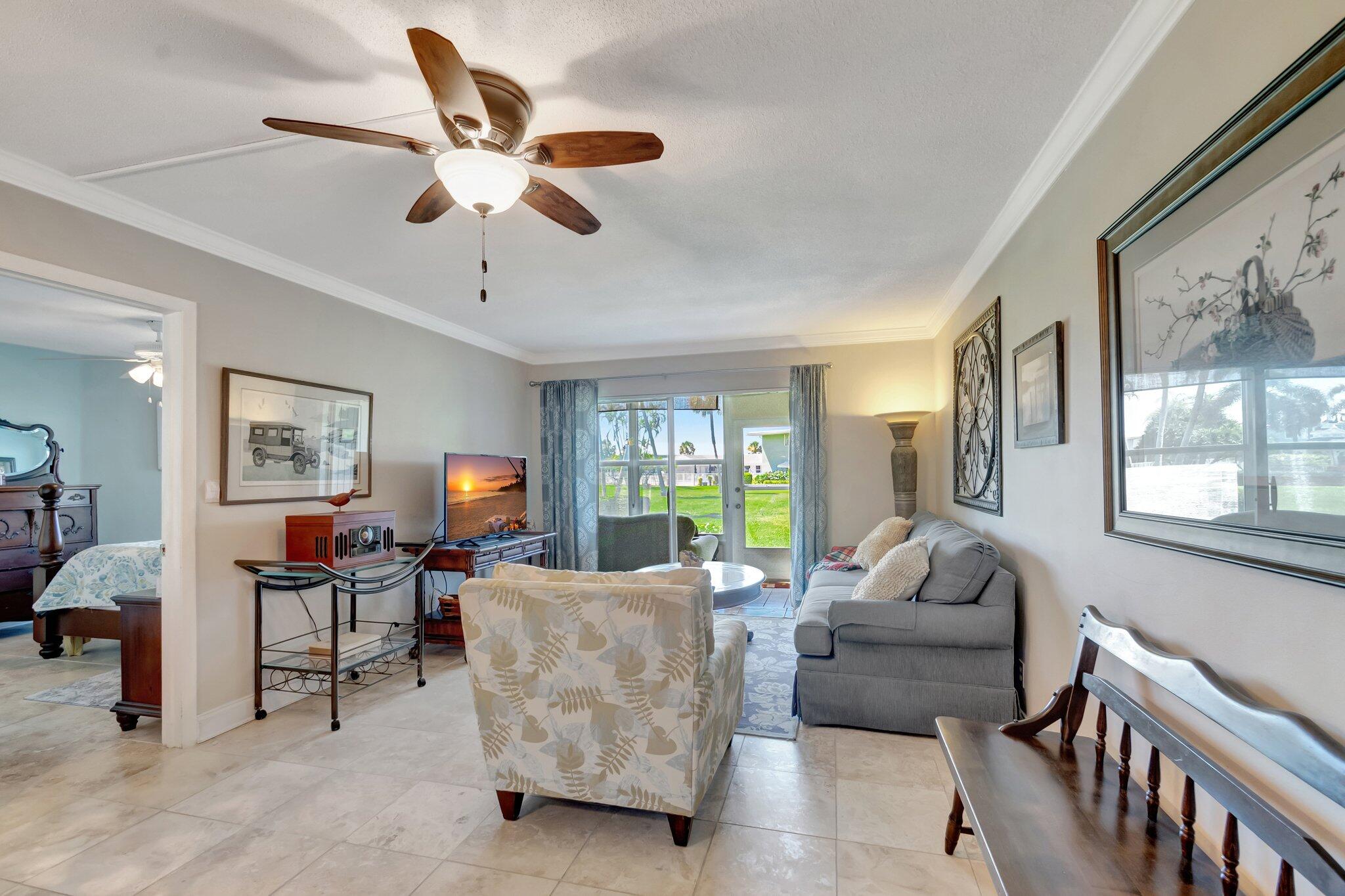 ST GEORGE HOUSE CONDO - Residential