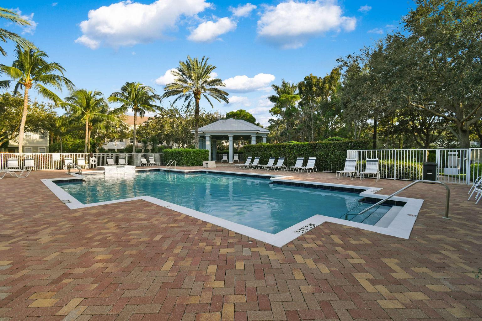 SANDPIPER COVE AT BOTANICA CONDO - Residential Lease