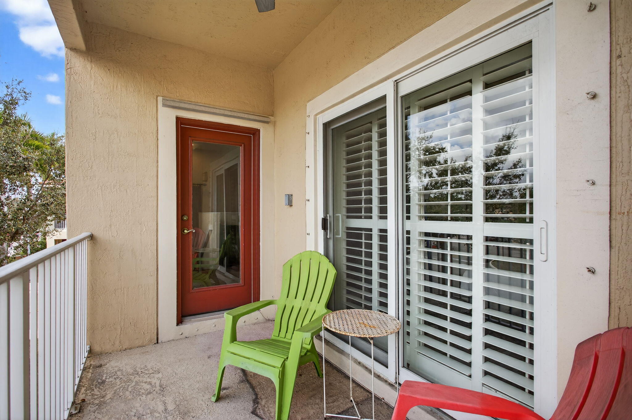 HAMPTON HILLS CONDO - Residential