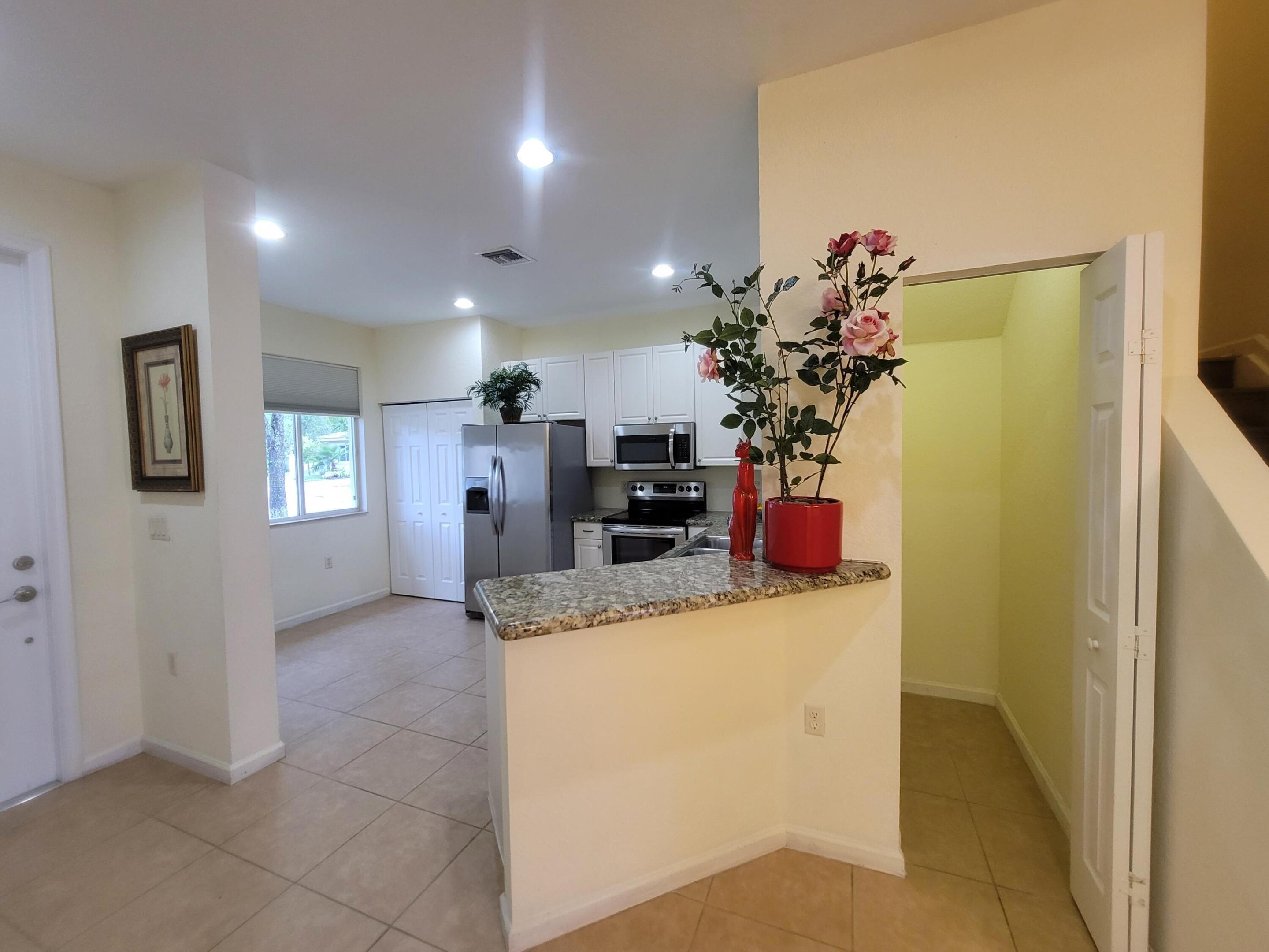 BRADFORD PLACE - Residential Lease