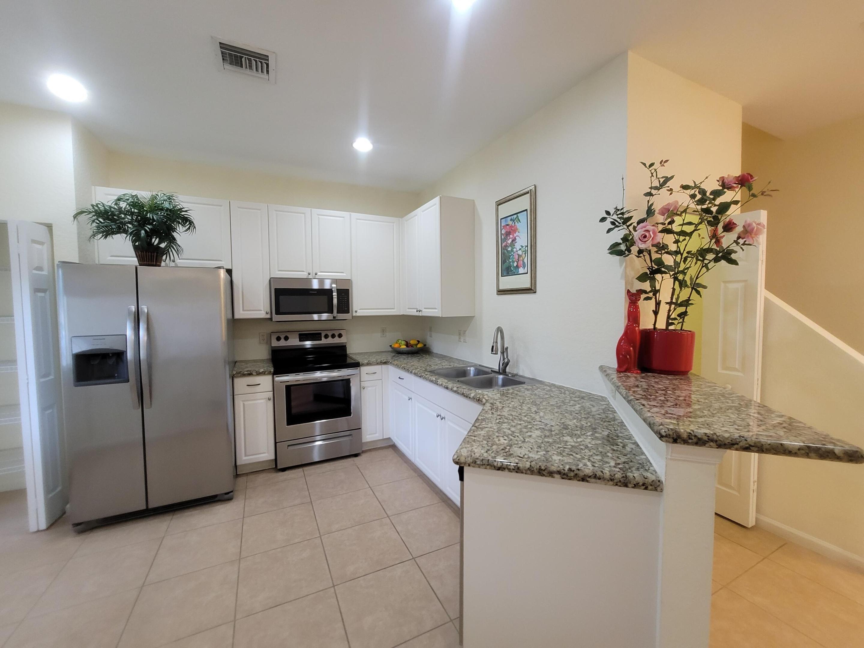 BRADFORD PLACE - Residential Lease