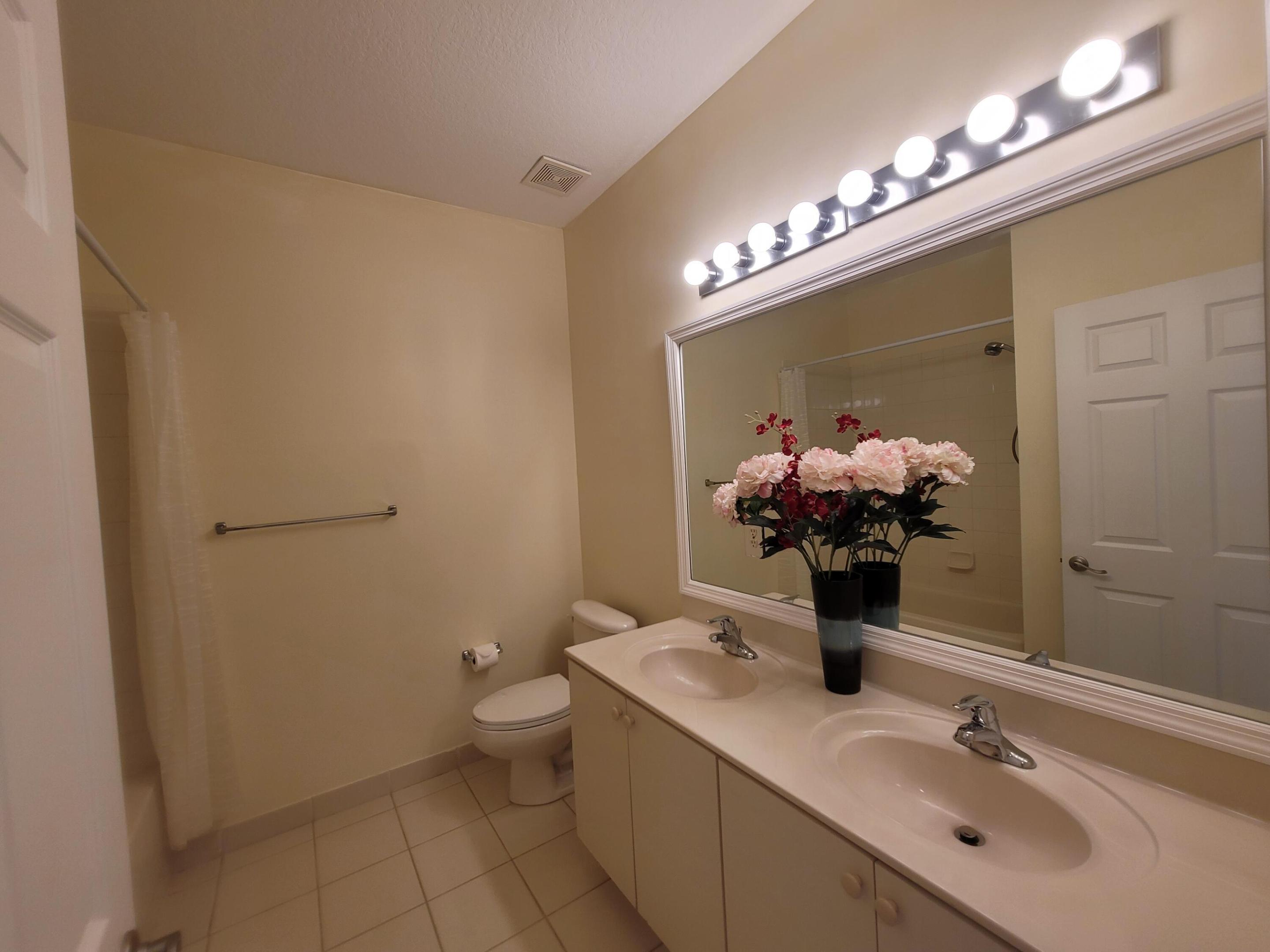 BRADFORD PLACE - Residential Lease