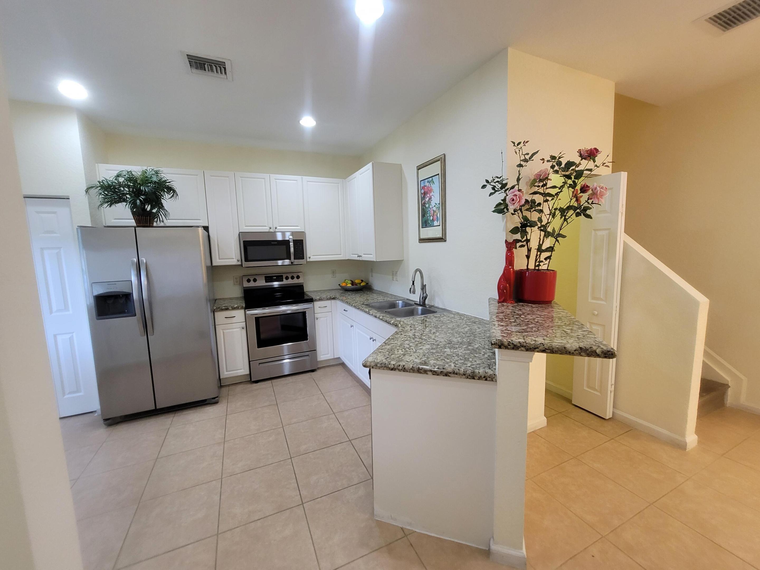 BRADFORD PLACE - Residential Lease
