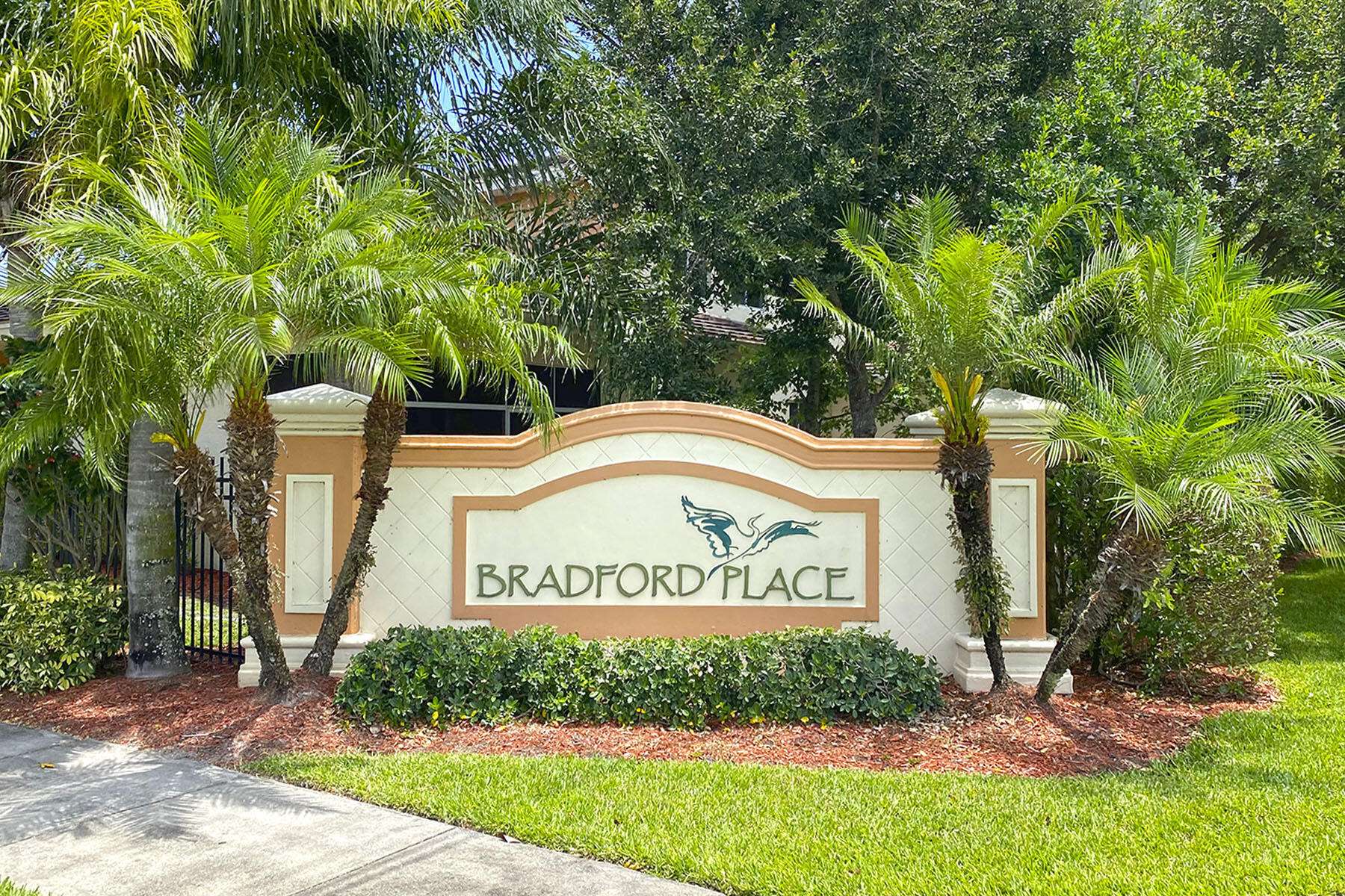 BRADFORD PLACE - Residential Lease