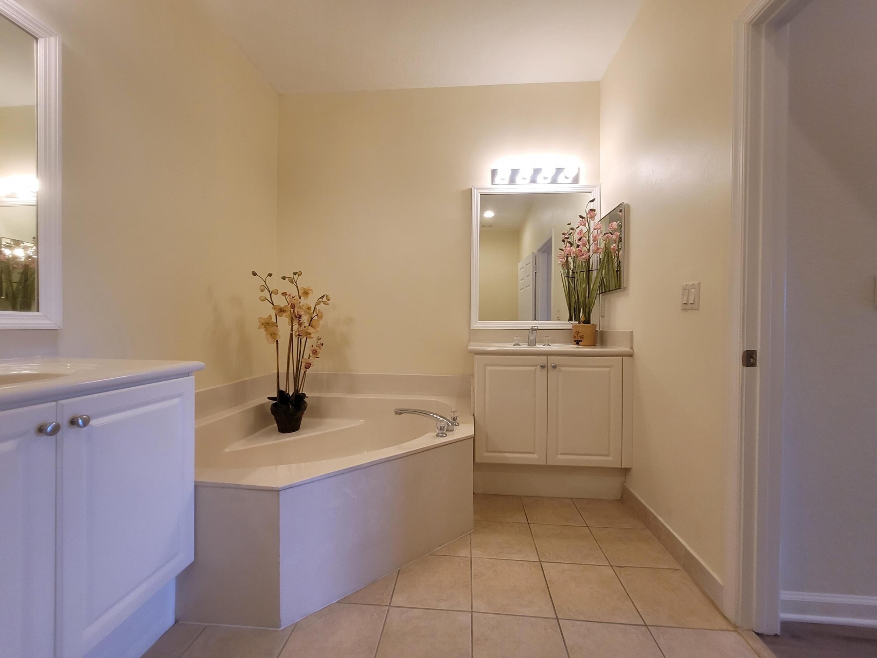 BRADFORD PLACE - Residential Lease