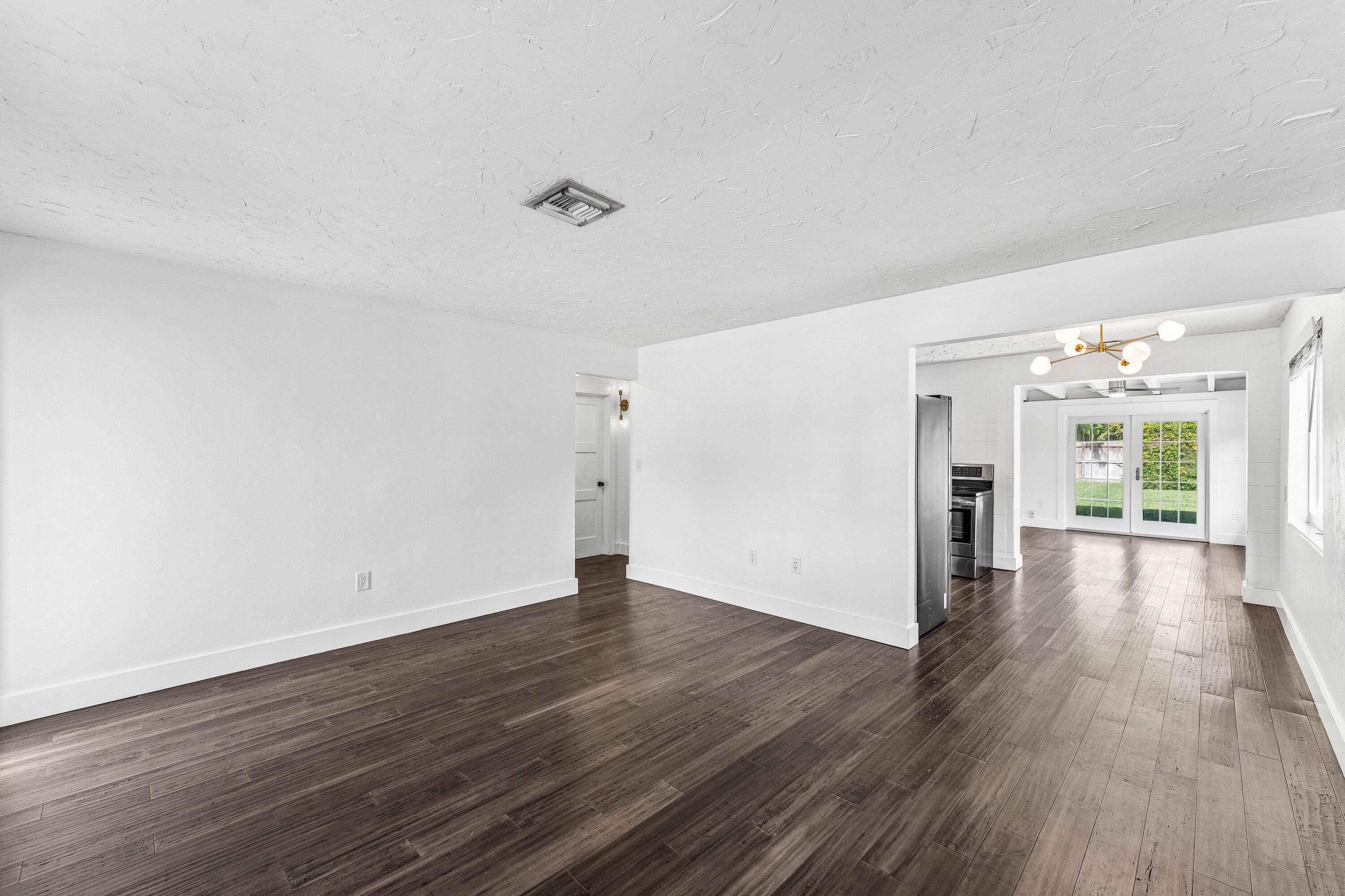 COLLEGE PARK - Residential