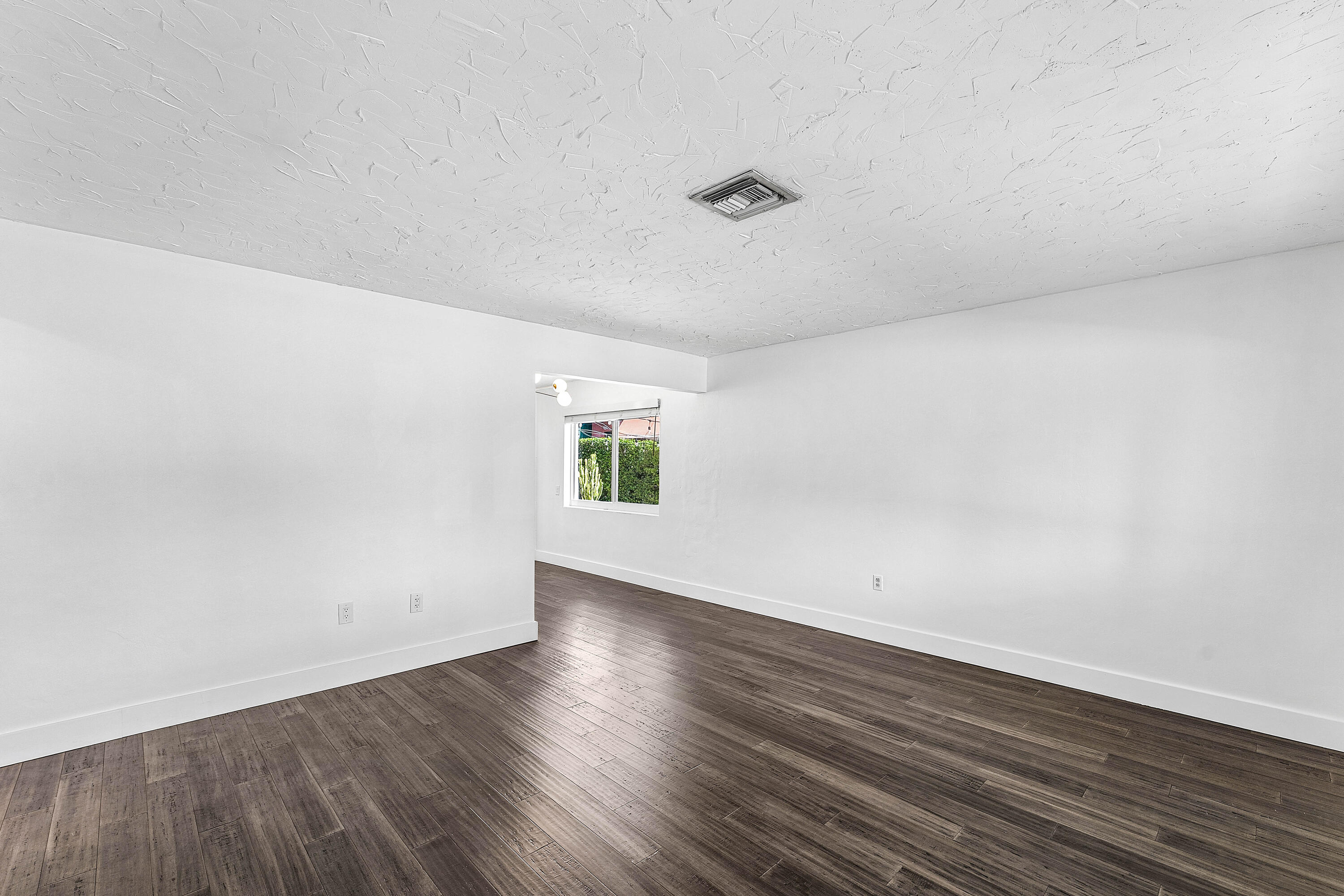 COLLEGE PARK - Residential