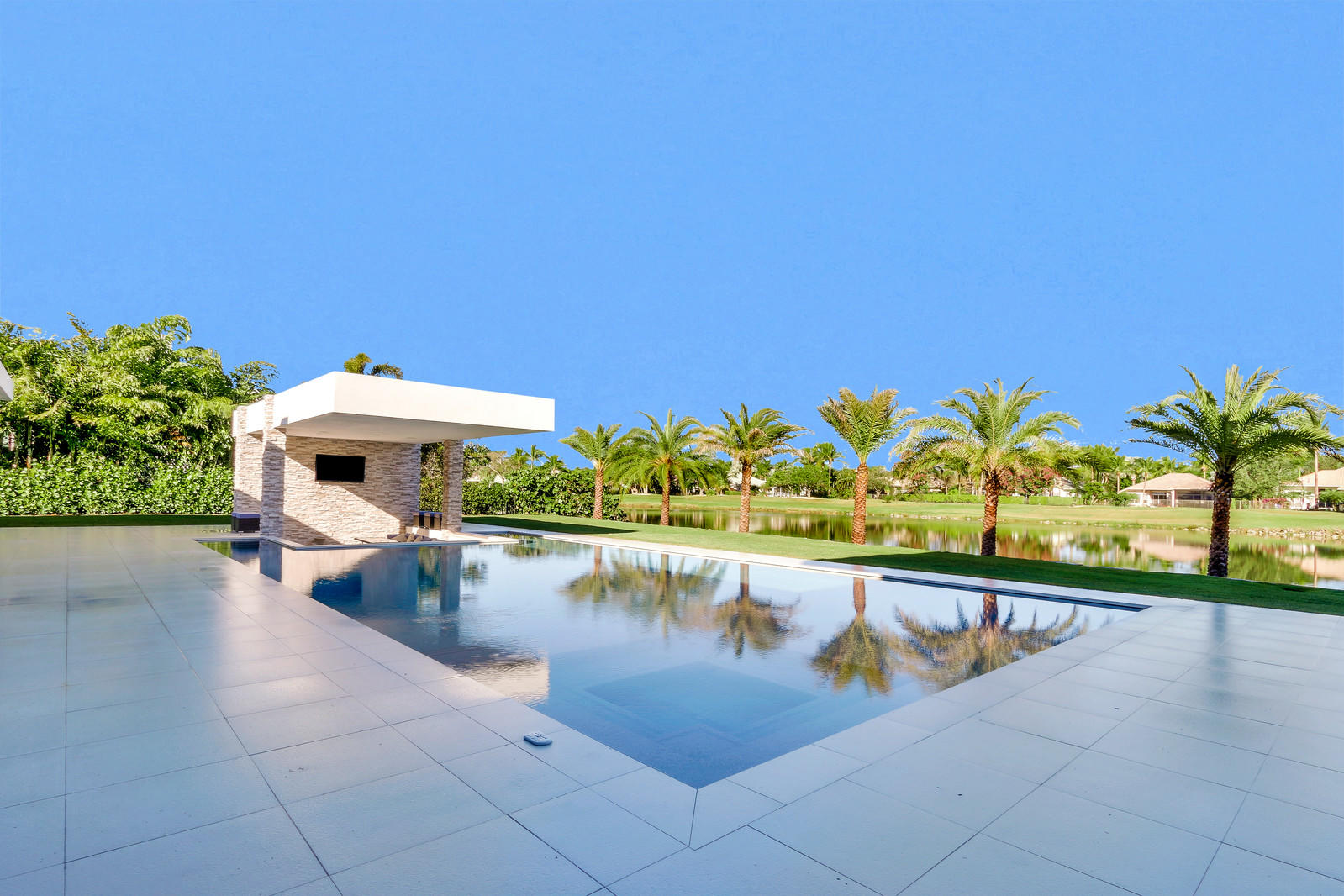CYPRESS ISLAND OF PALM BEACH POLO & COUN - Residential