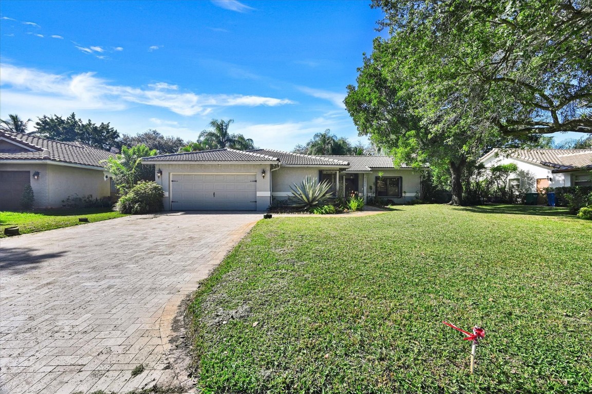 CYPRESS GLEN - Residential