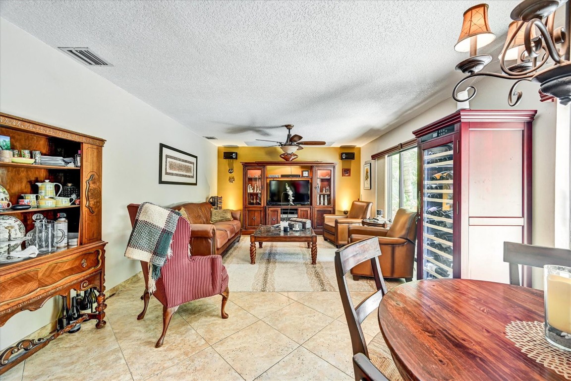 CYPRESS GLEN - Residential