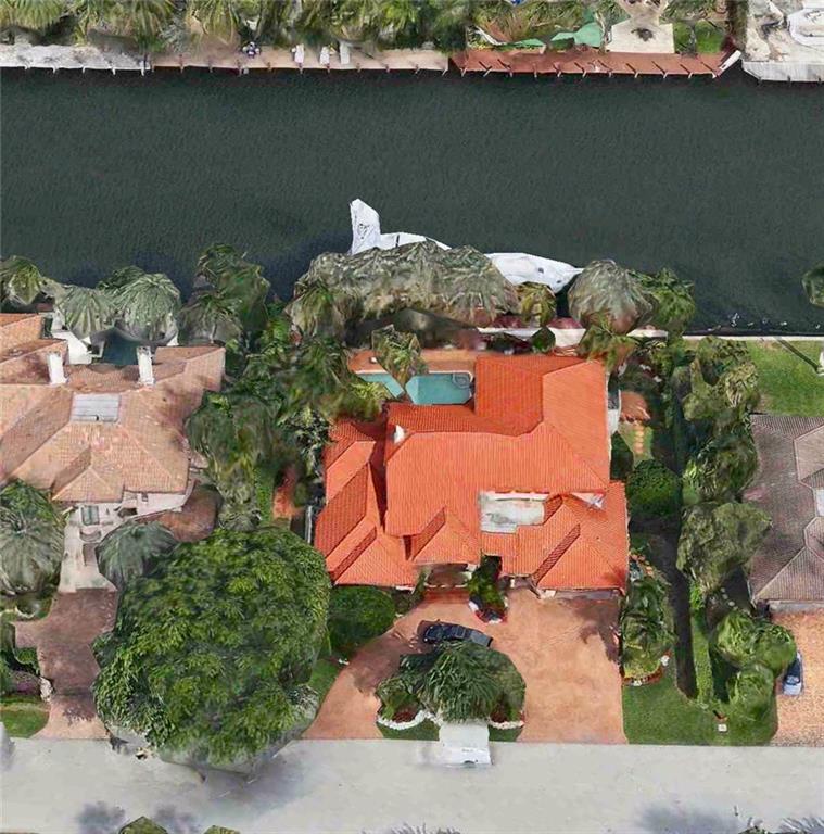 Del Lago Isle 42-2 B - Residential