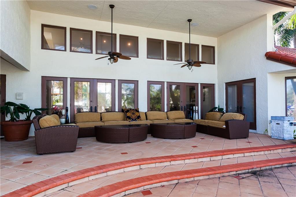Del Lago Isle 42-2 B - Residential