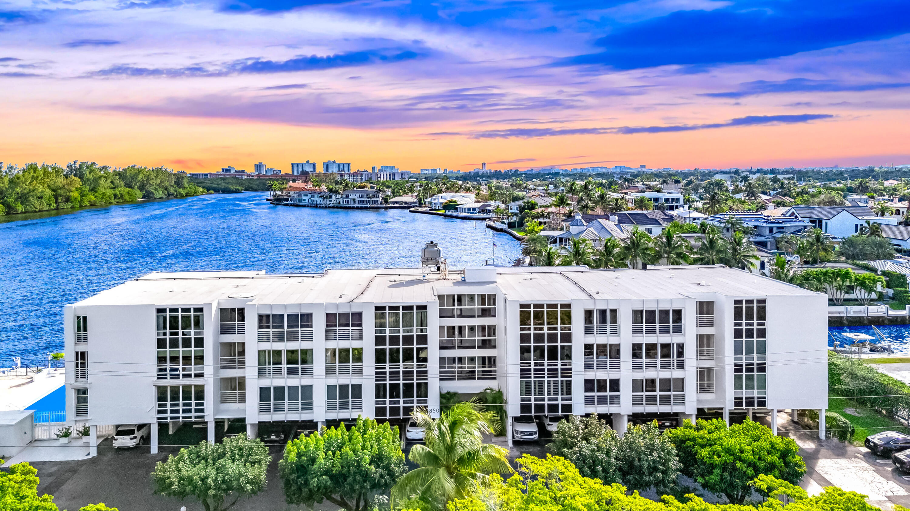 ROGERS HOUSE CONDOMINIUM - Residential