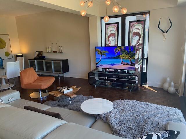 ROGERS HOUSE CONDOMINIUM - Residential