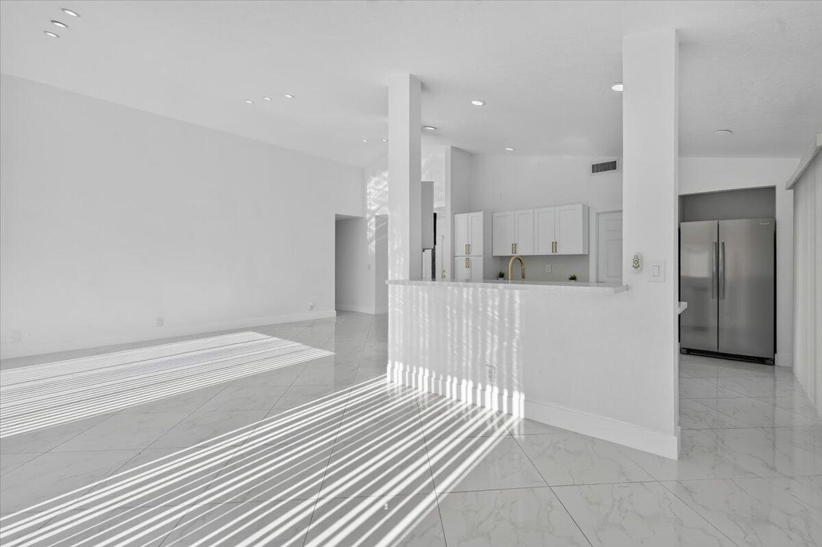 RIVER RUN - Residential