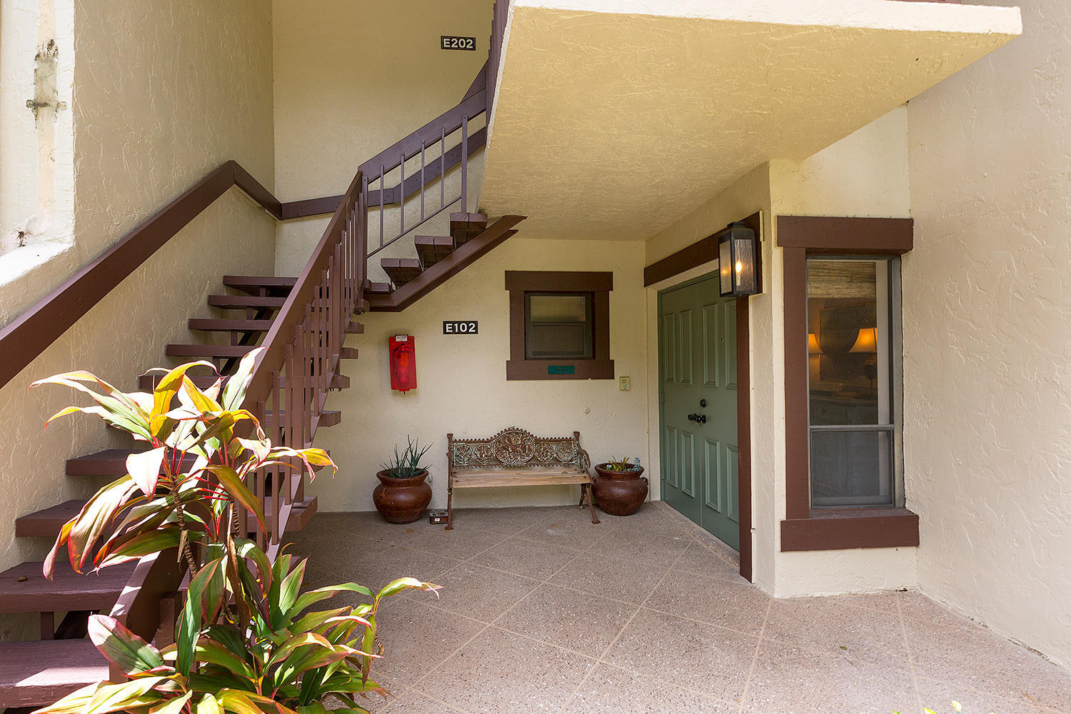 GOLF COTTAGES 2 CONDO - Residential