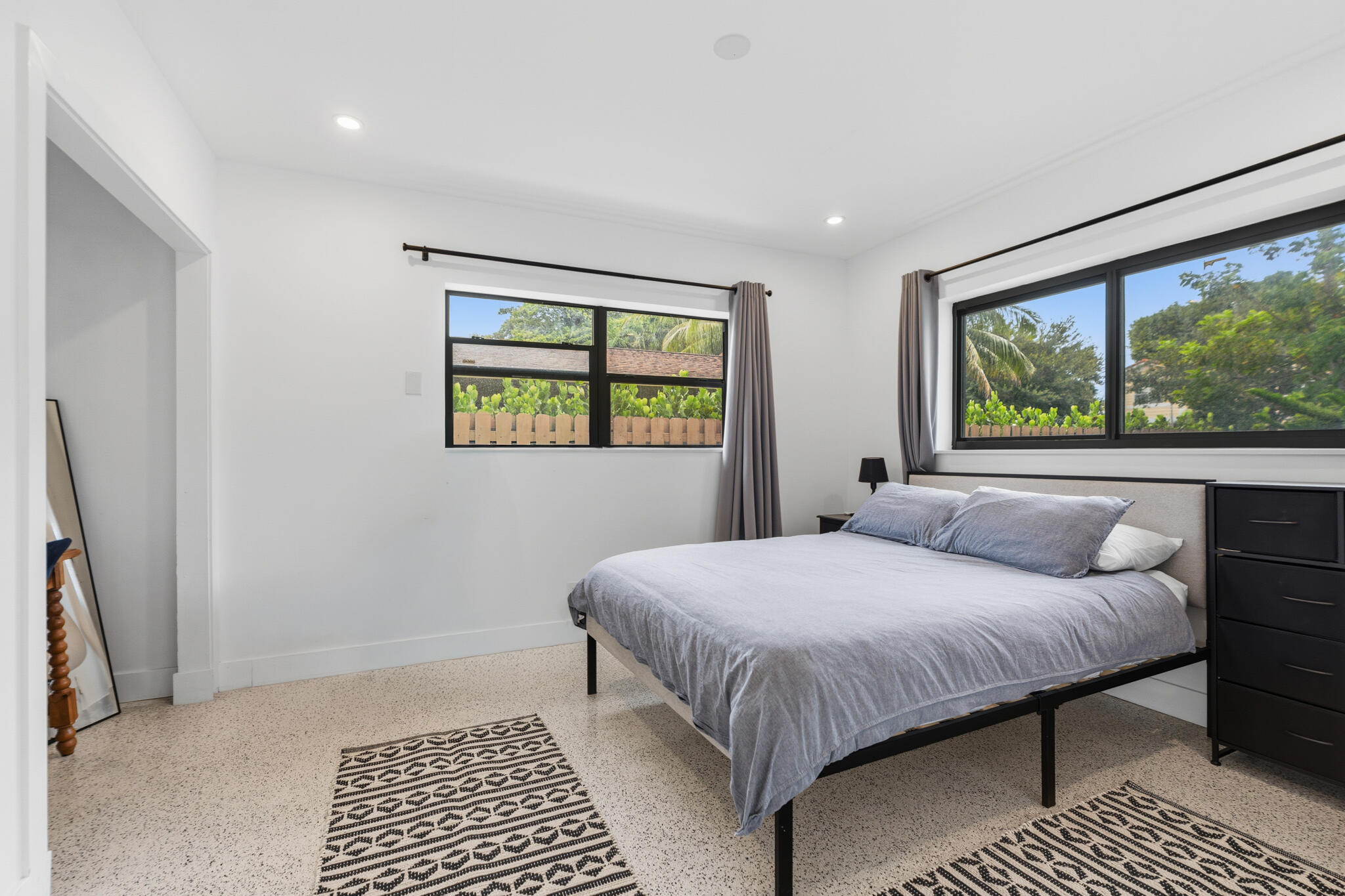 CROISSANT PARK RIVER SEC - Residential Income