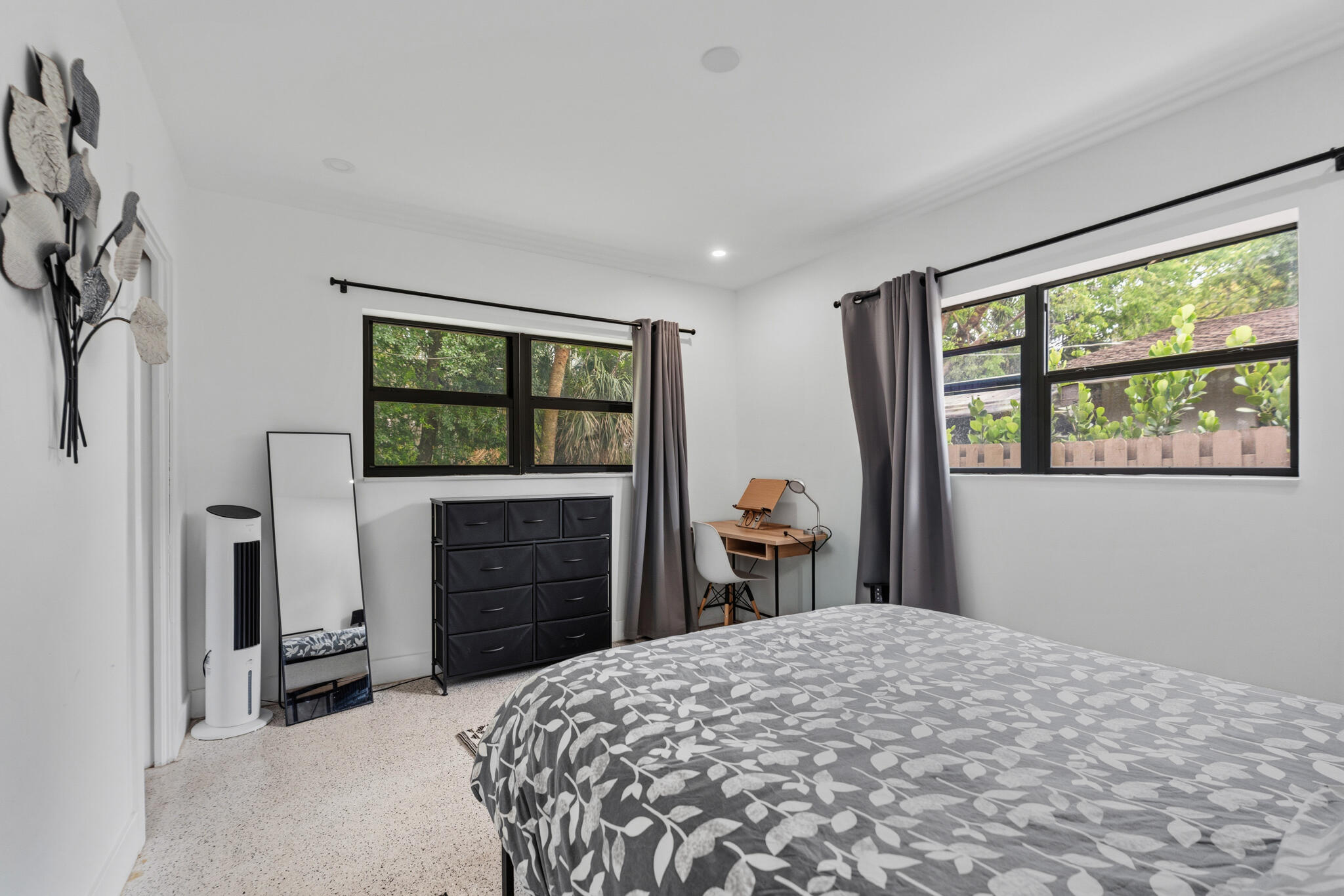 CROISSANT PARK RIVER SEC - Residential Income