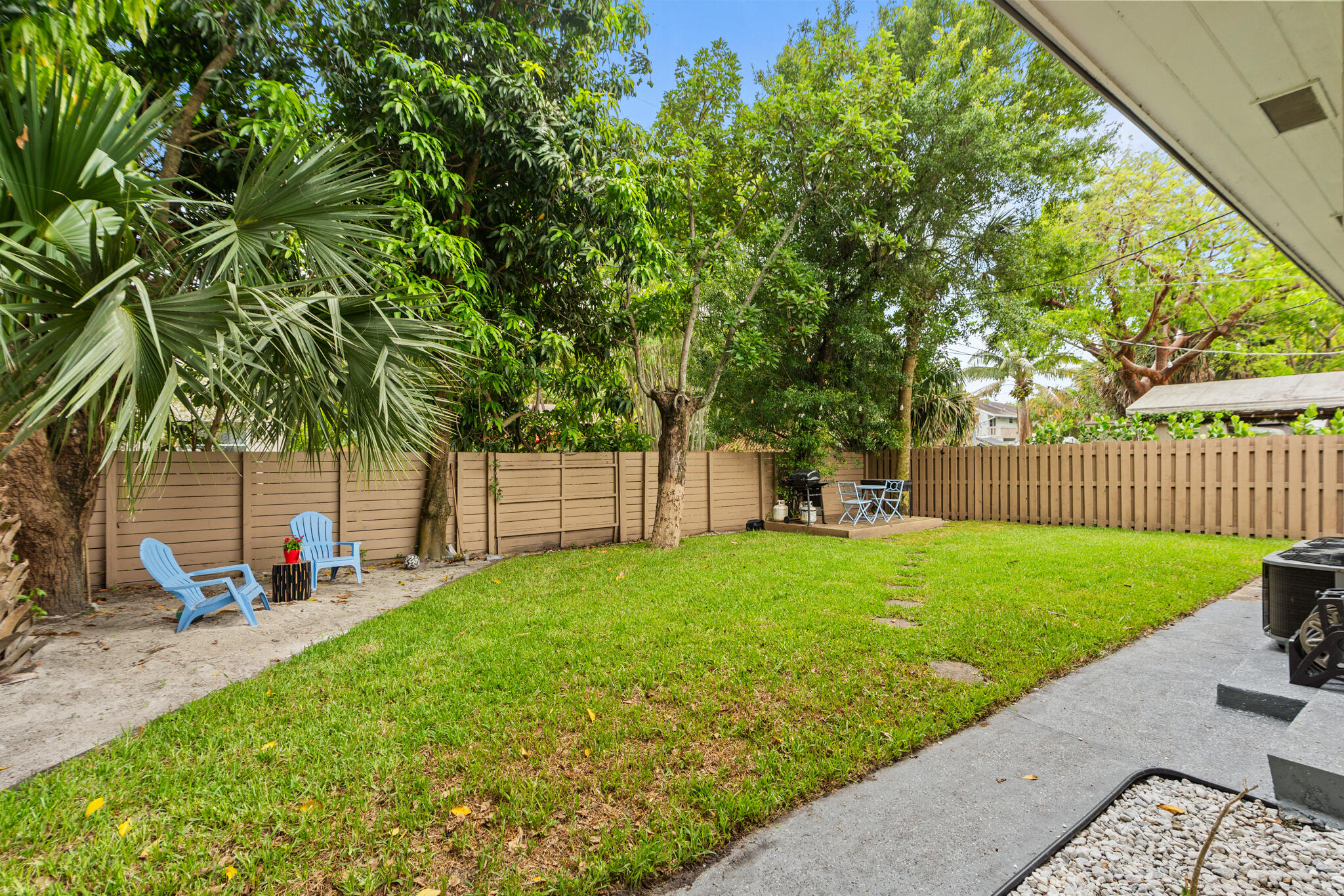 CROISSANT PARK RIVER SEC - Residential Income