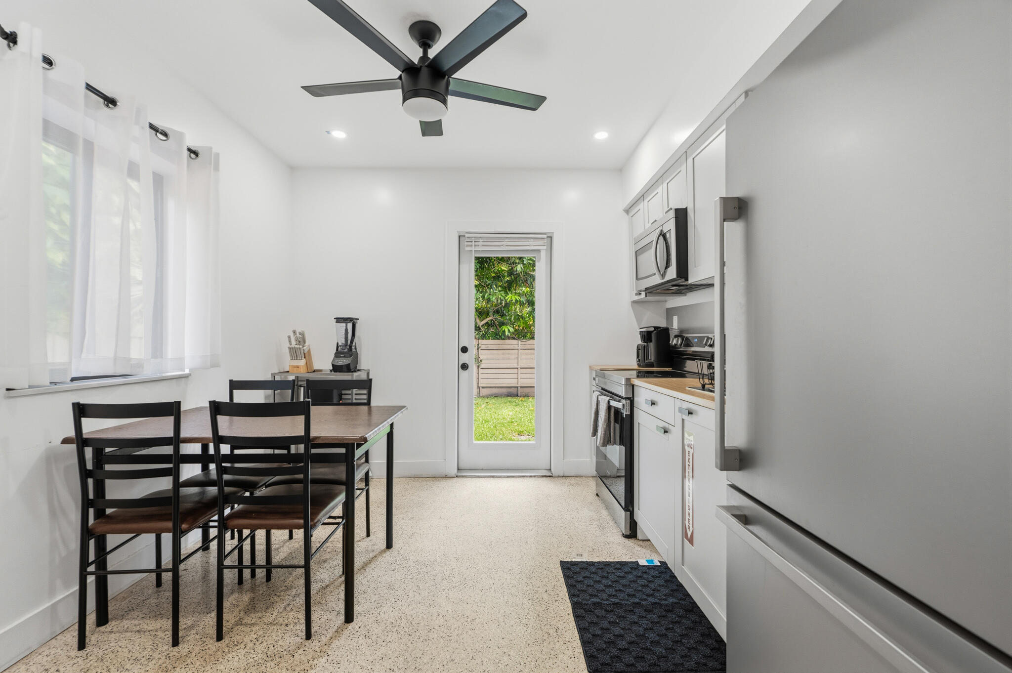 CROISSANT PARK RIVER SEC - Residential Income
