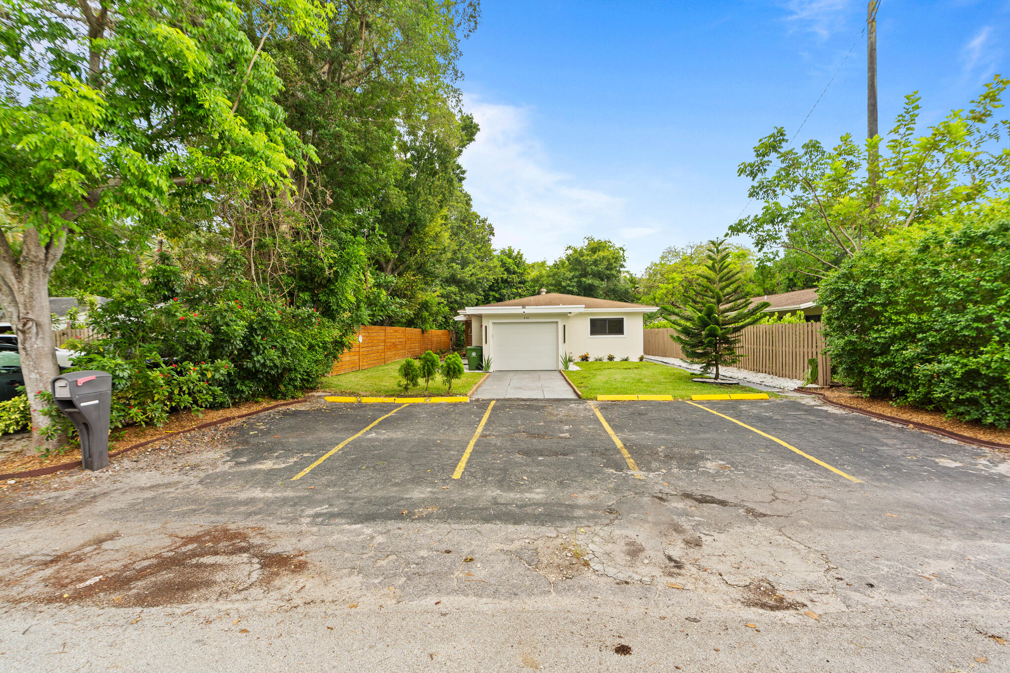 CROISSANT PARK RIVER SEC - Residential Income